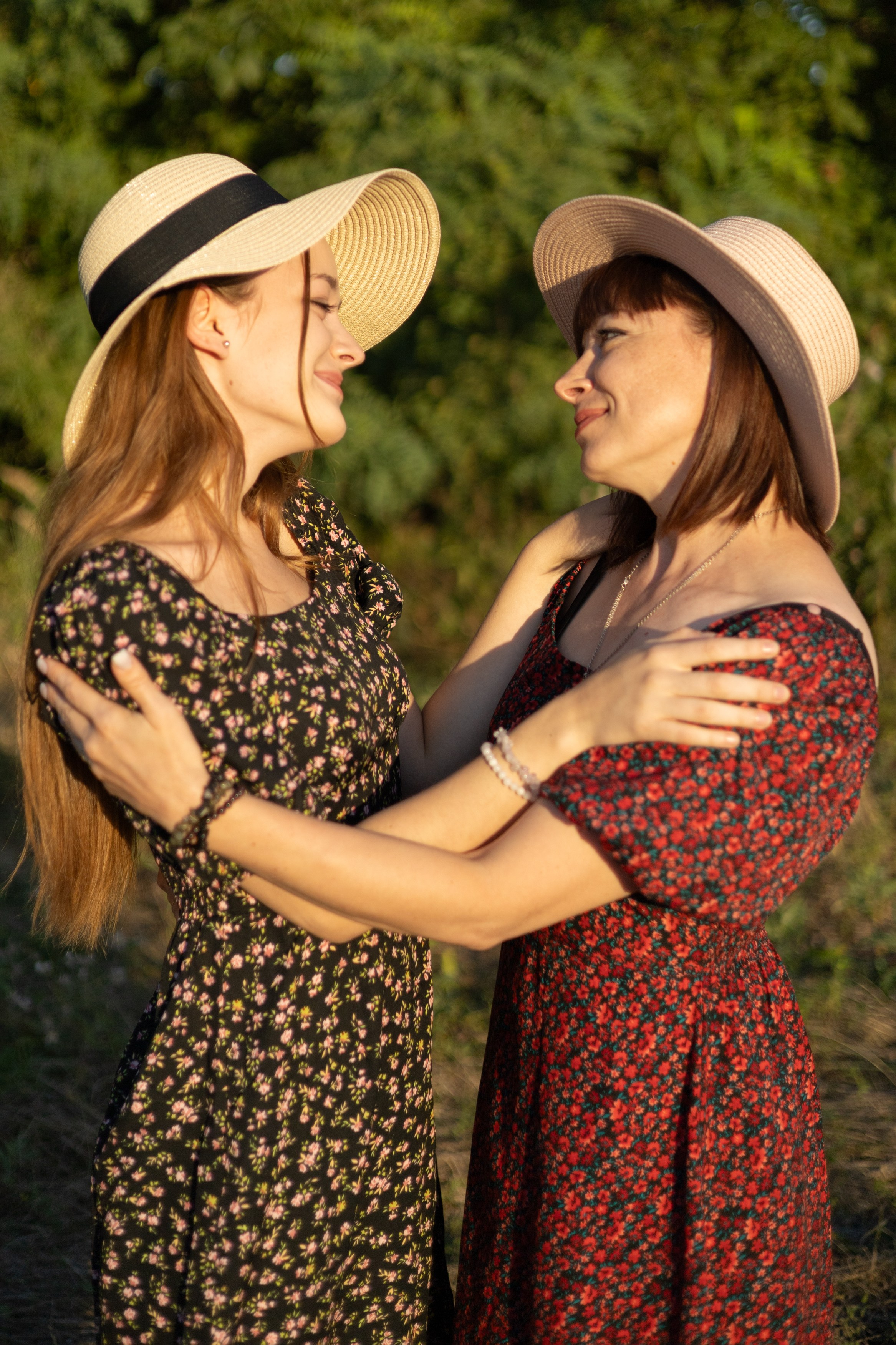 Виктория и Алина. Мама и дочка