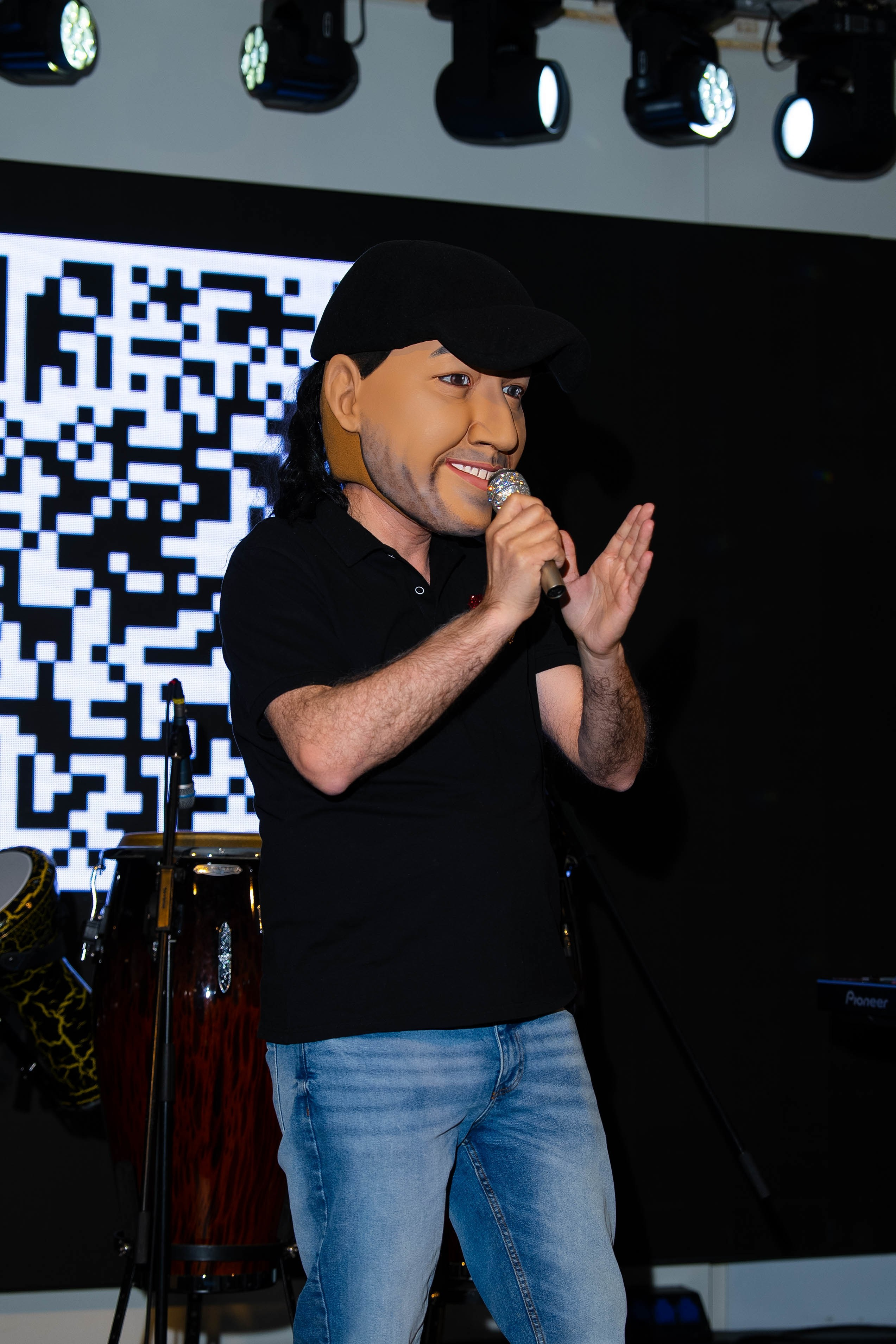 BAGOYAN FUND. Silvii.photo