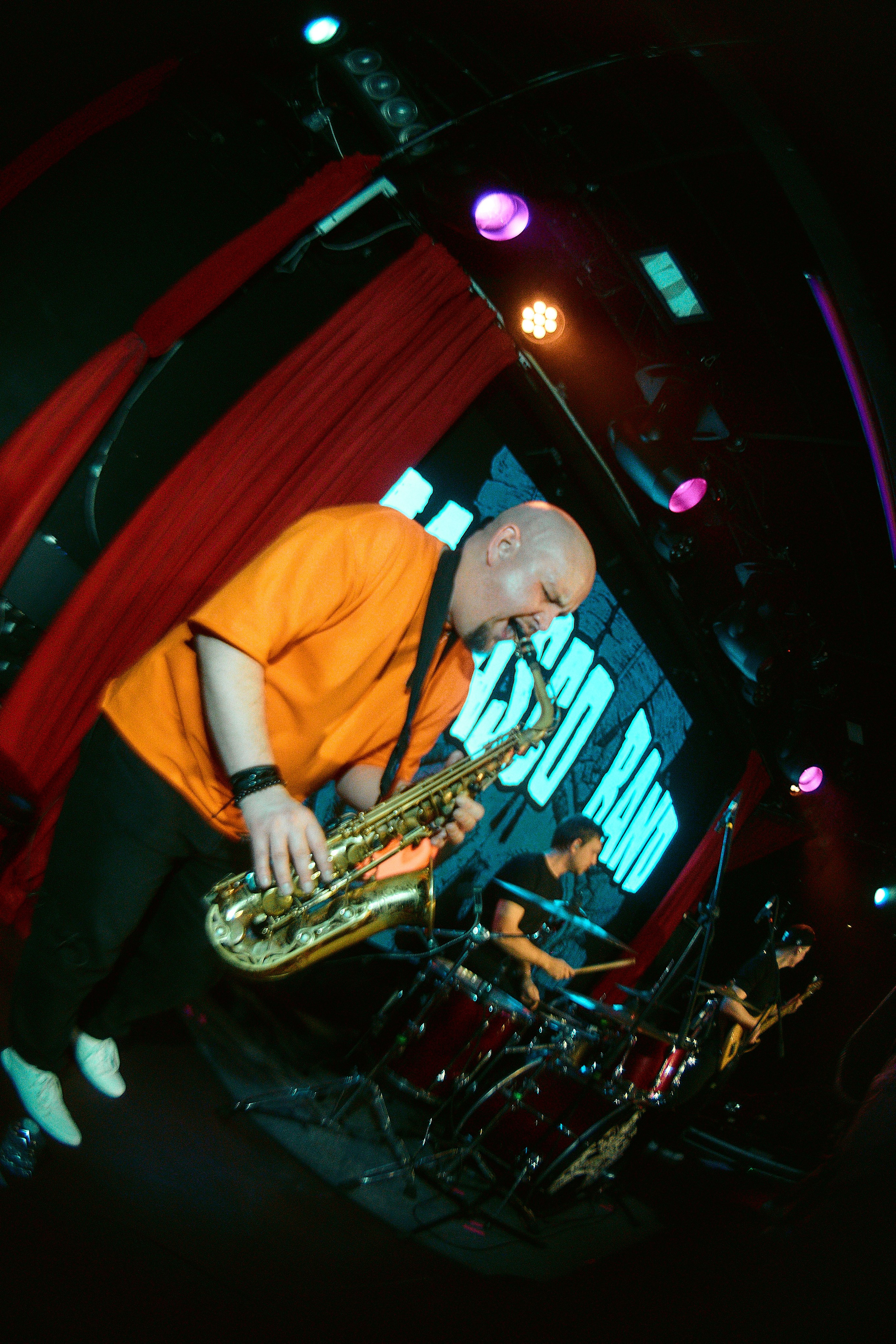 ТАБАСКО БЭНД — 16 ТОНН. Фотография для артистов