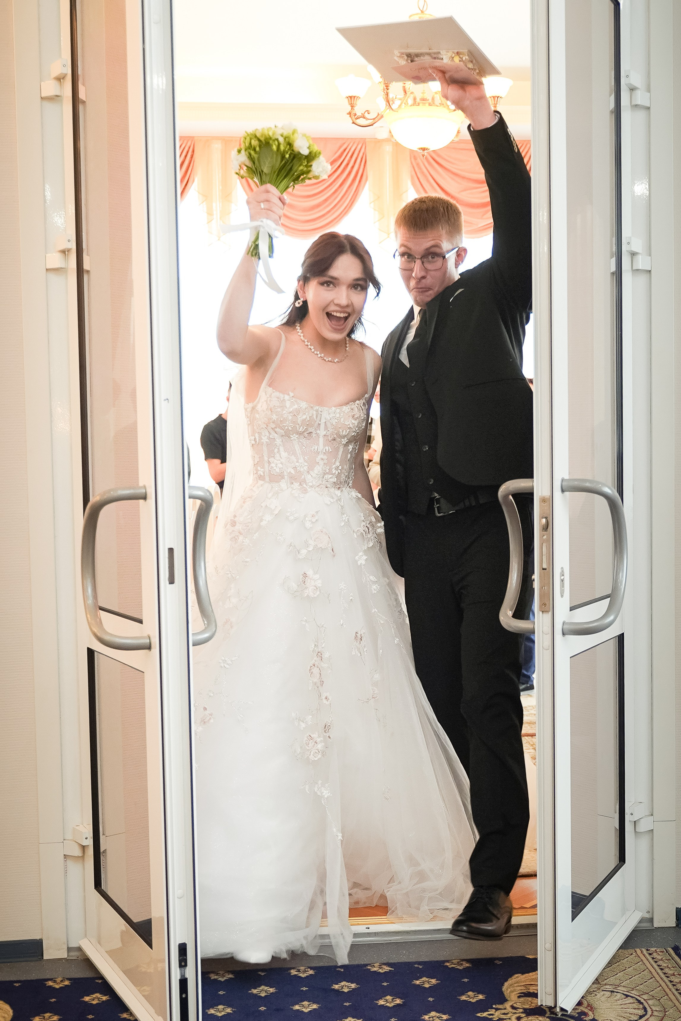 Регистрация в Тосно. Professional photoartist in St. Petersburg (wedding, reportage, portrait, model book, love story) Alexander Shvedov