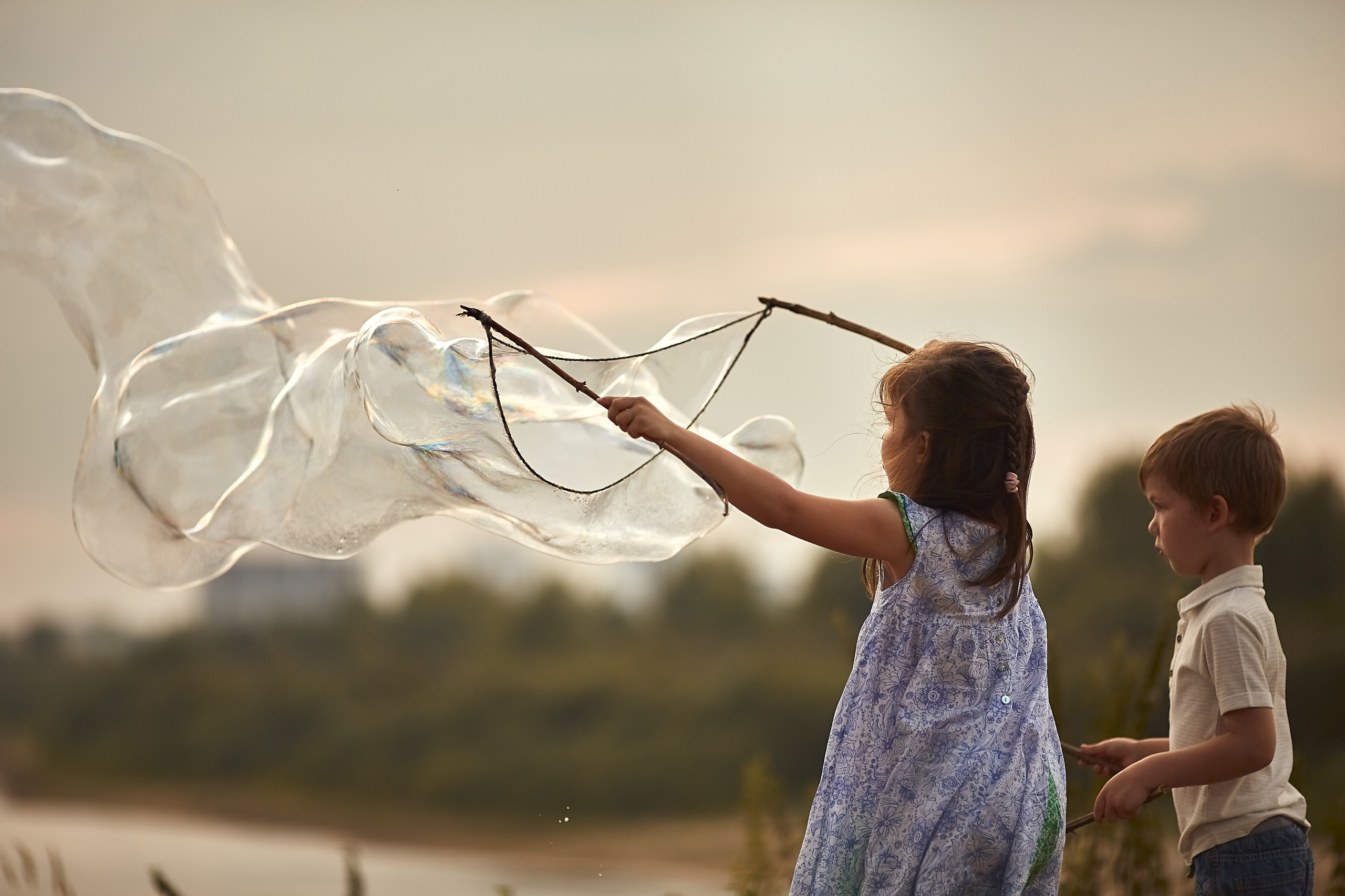 Магия вне Хогвардса. Чудесные пузыри. Фотограф Москва|Ясенево Яна Новокрещенных
