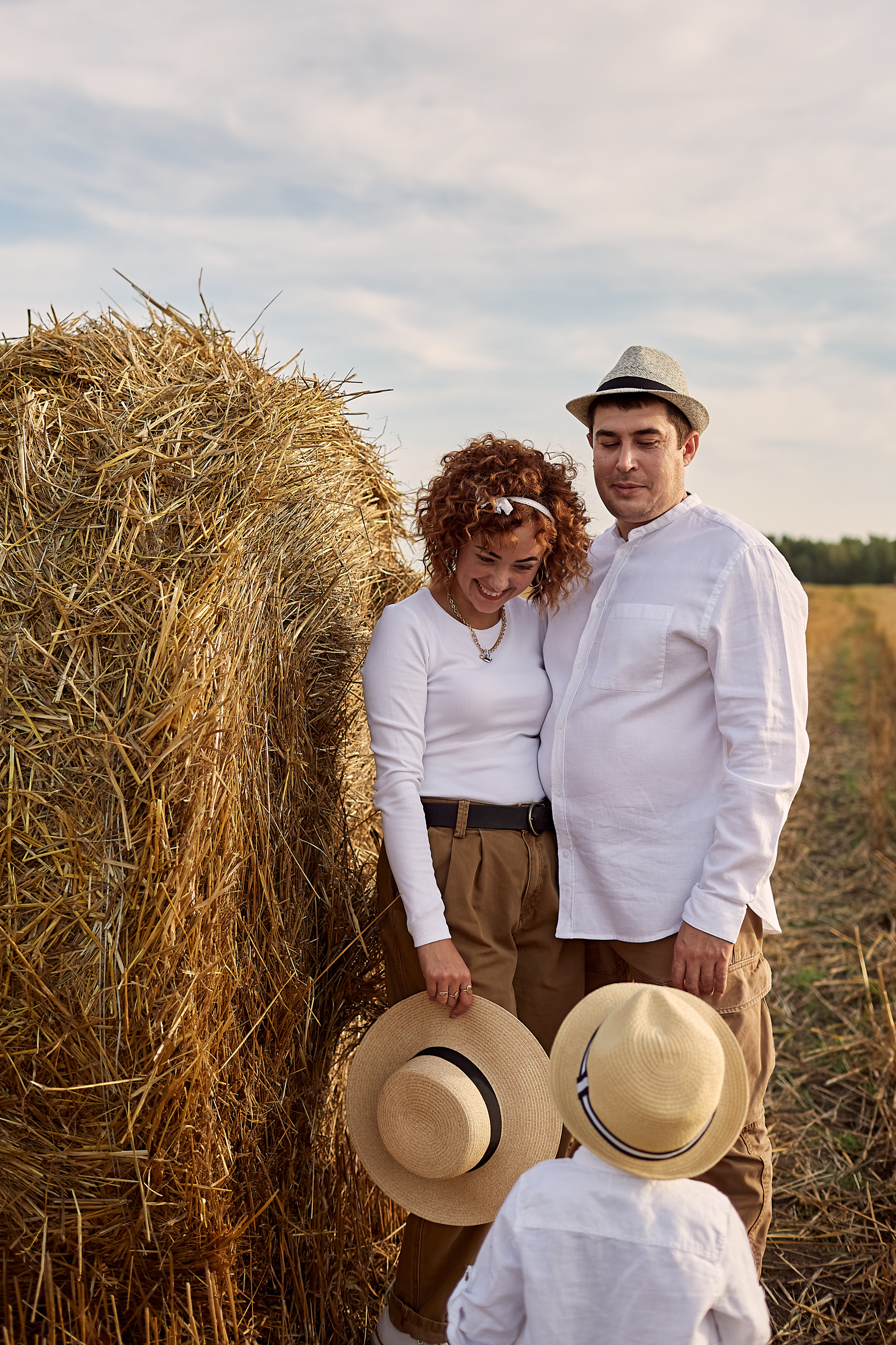 Безмятежность в поле. Фотограф Москва|Ясенево Яна Новокрещенных