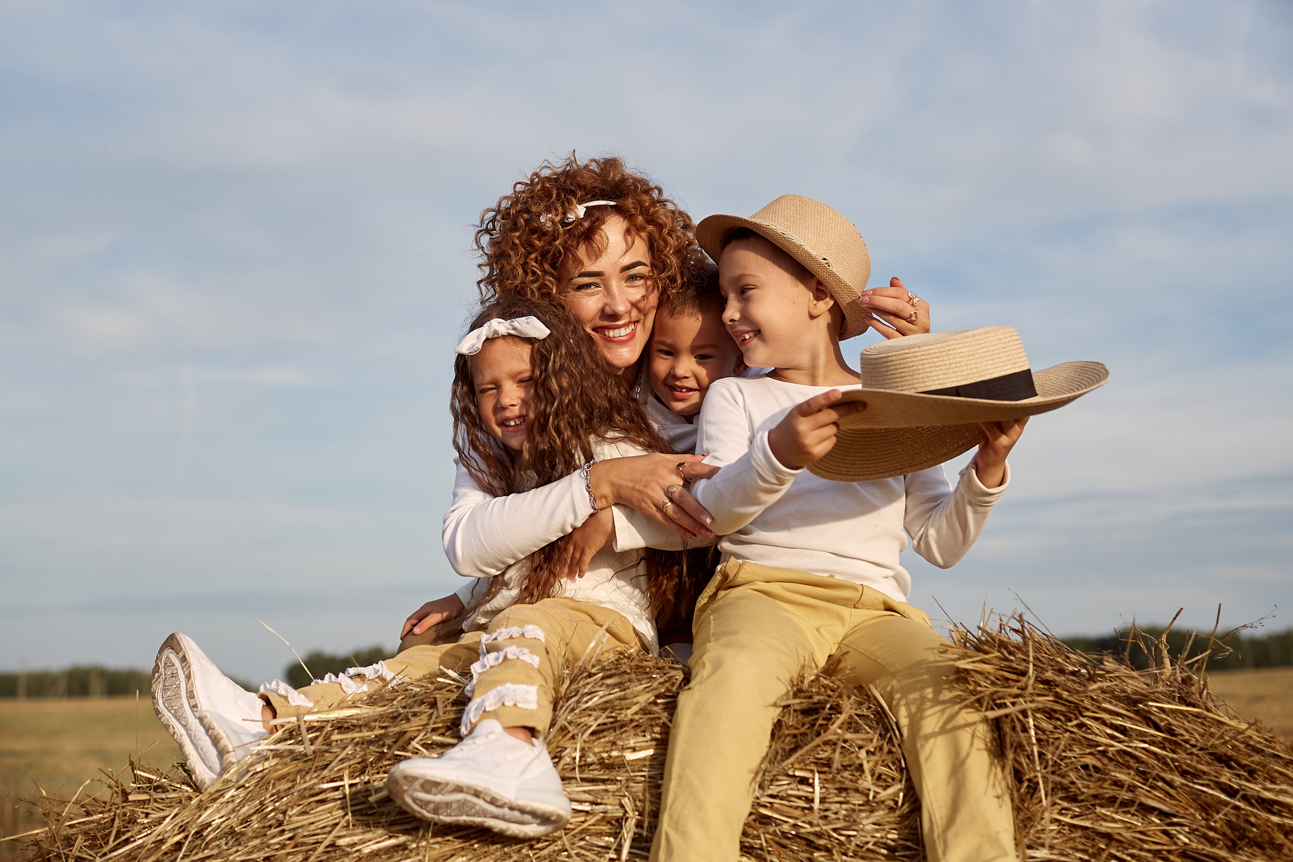 Безмятежность в поле. Фотограф Москва|Ясенево Яна Новокрещенных