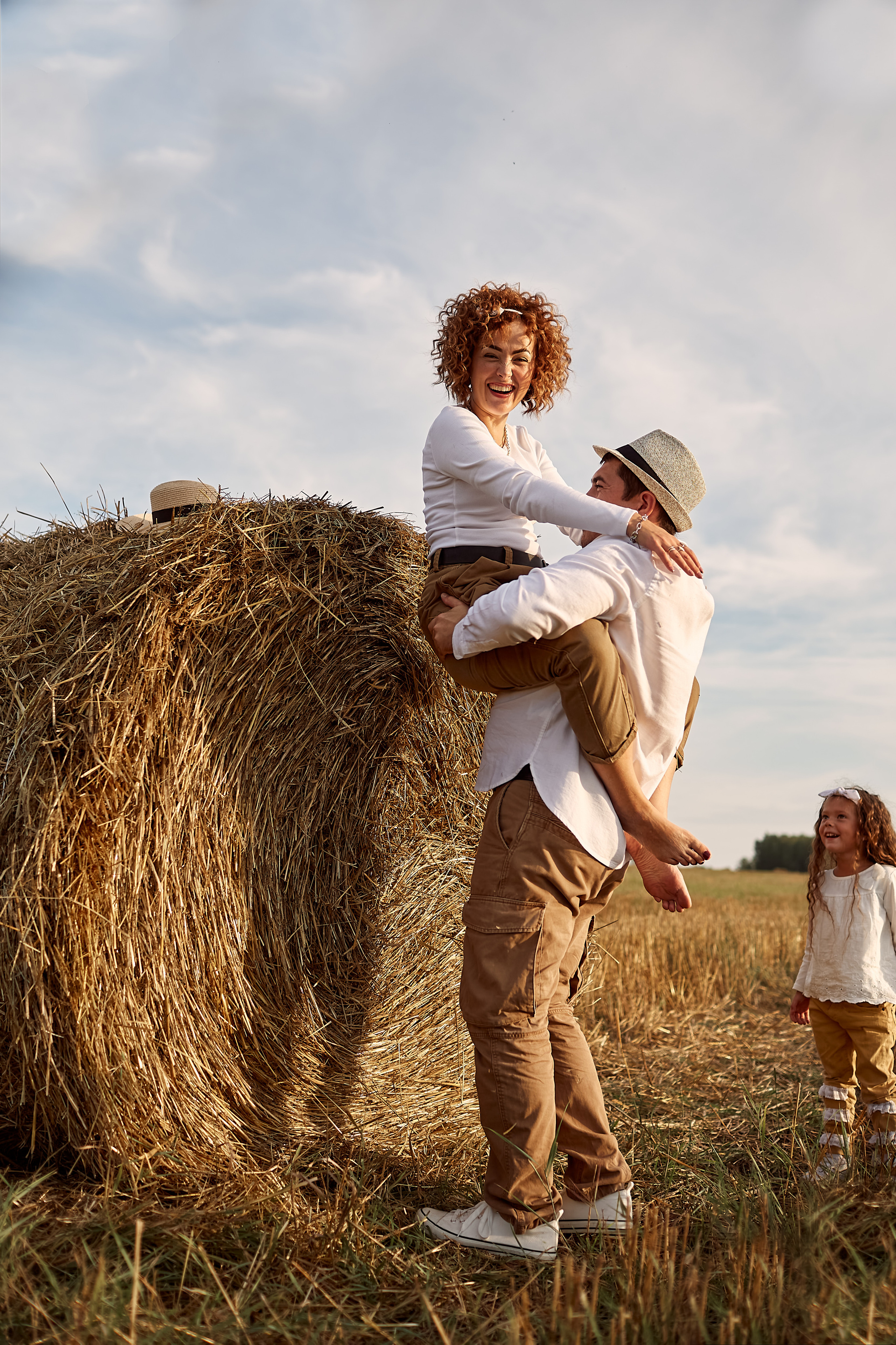 Безмятежность в поле. Фотограф Москва|Ясенево Яна Новокрещенных