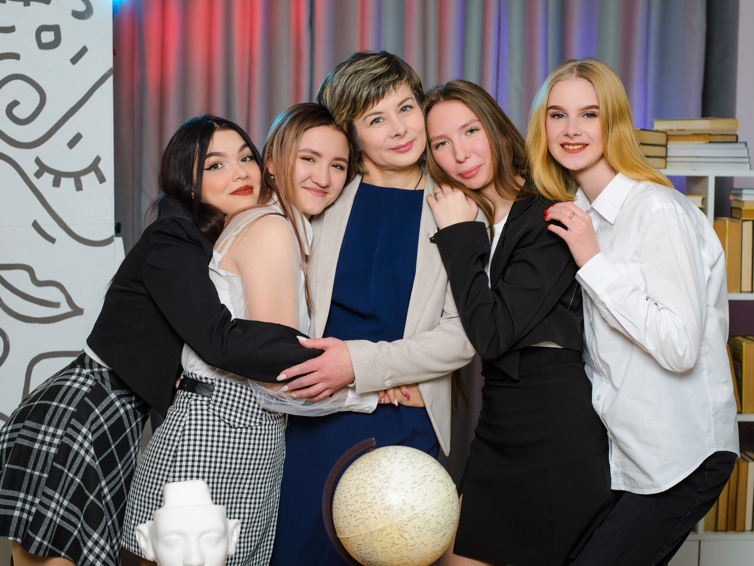 Студия школьной фотографии. Групповые фото. АРТИКУЛ. Выпускные альбомы Нижний Тагил