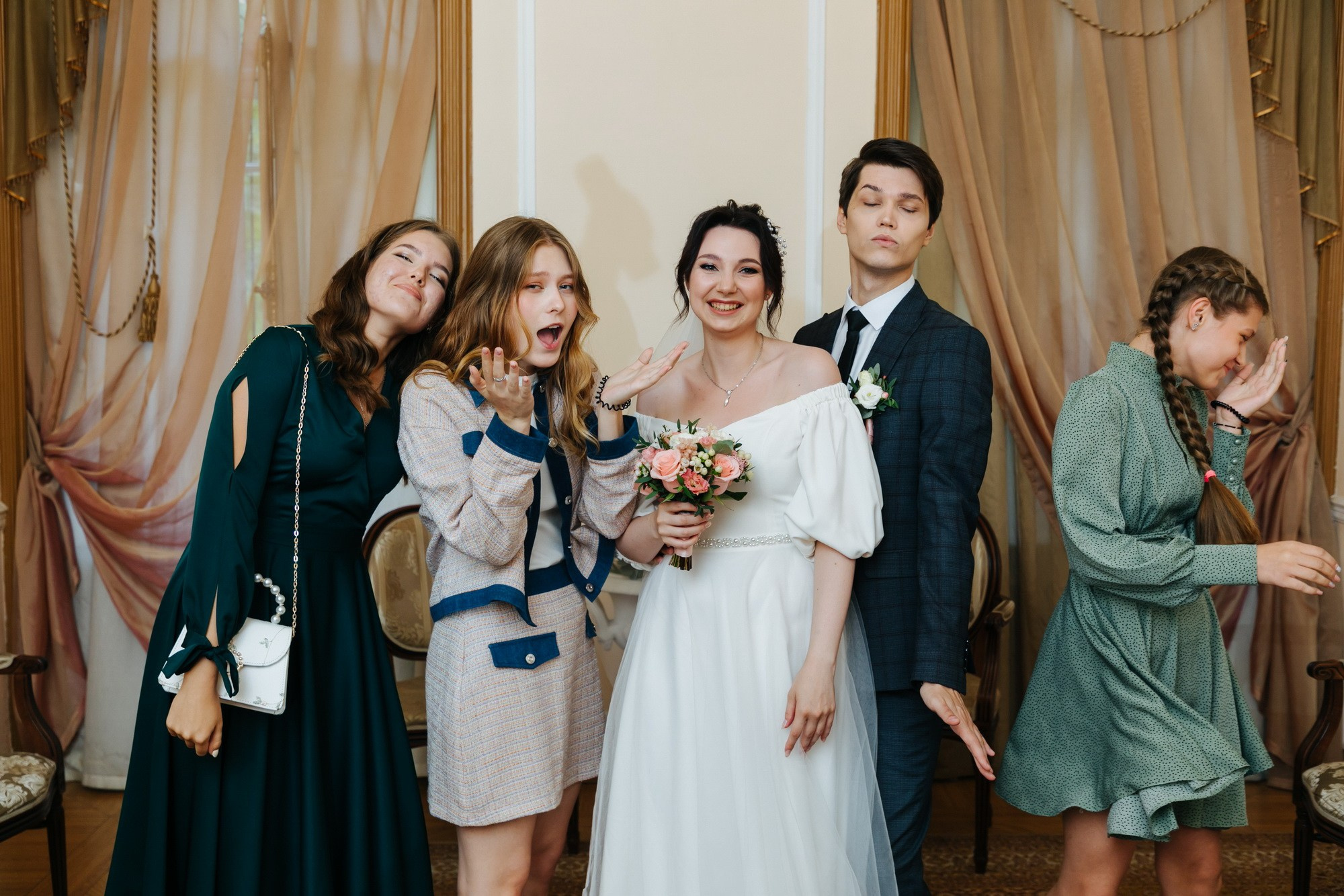 Свадебная регистрация, ЗАГС Петроградского р-на. Фотограф крещение венчание в Петербурге! Помогает подобрать храм и посоветовал душевного батюшку в СПб