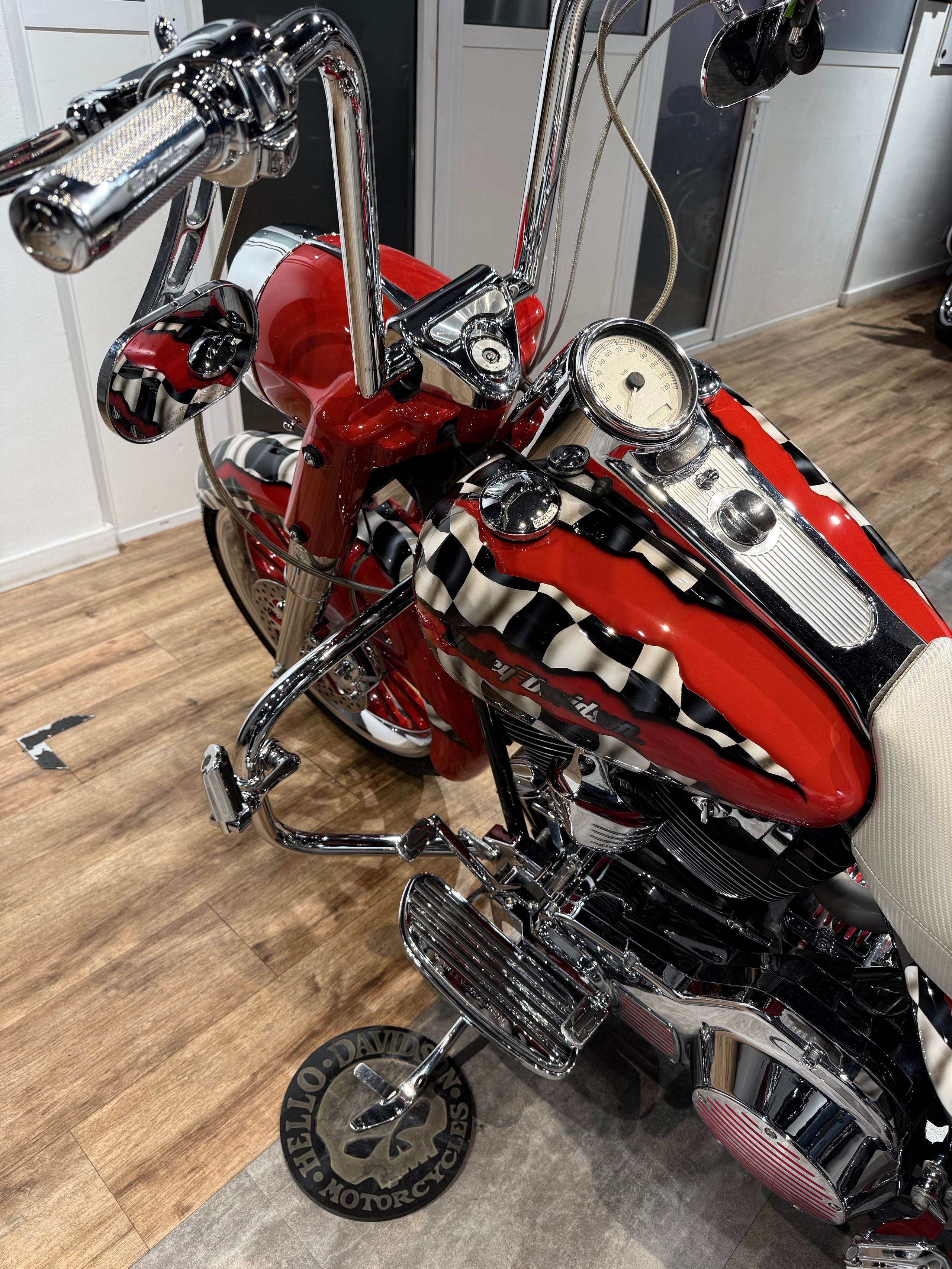 Road King (Elvis Presley). Hello Davidson, Москва. Только хорошие мотоциклы…