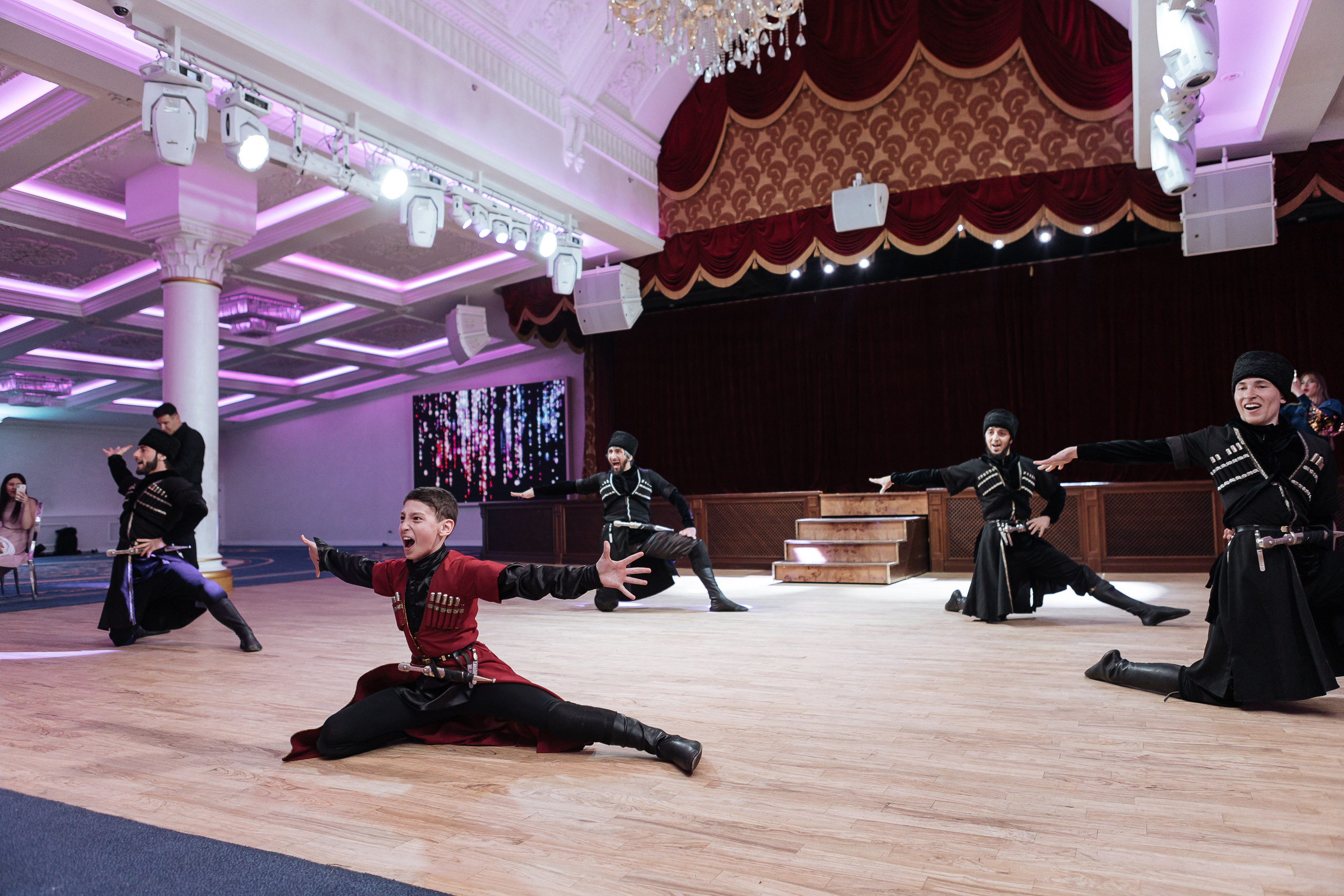 Банкет В «Триумф». Фотограф Нелля Кадикина