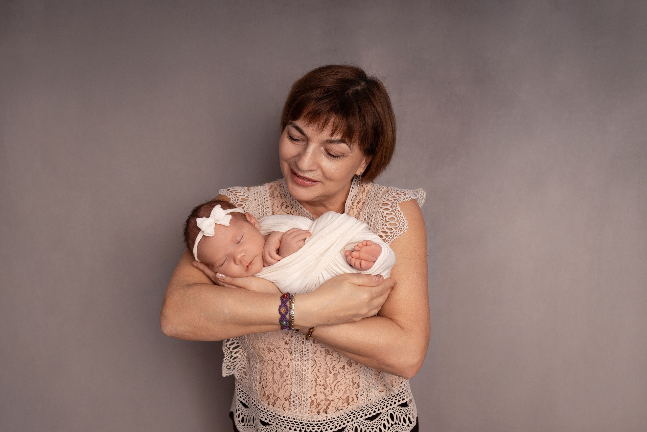 Новорожденные девочки. Фотограф новорожденных Модяева Ирина