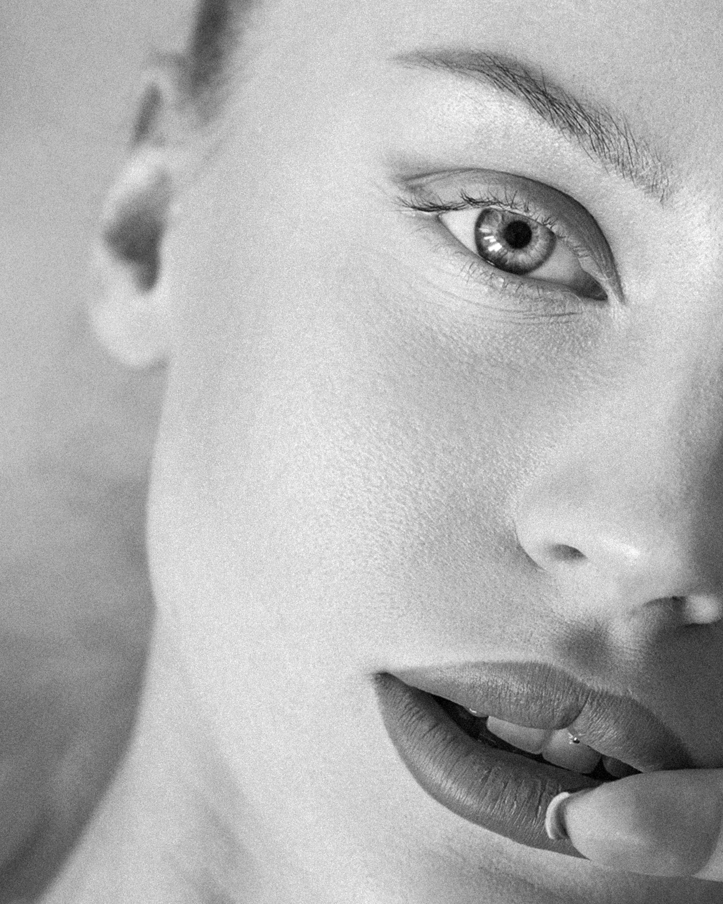 Женский портрет студия. Лиана Аскерова ваш фотограф в Санкт-Петербурге