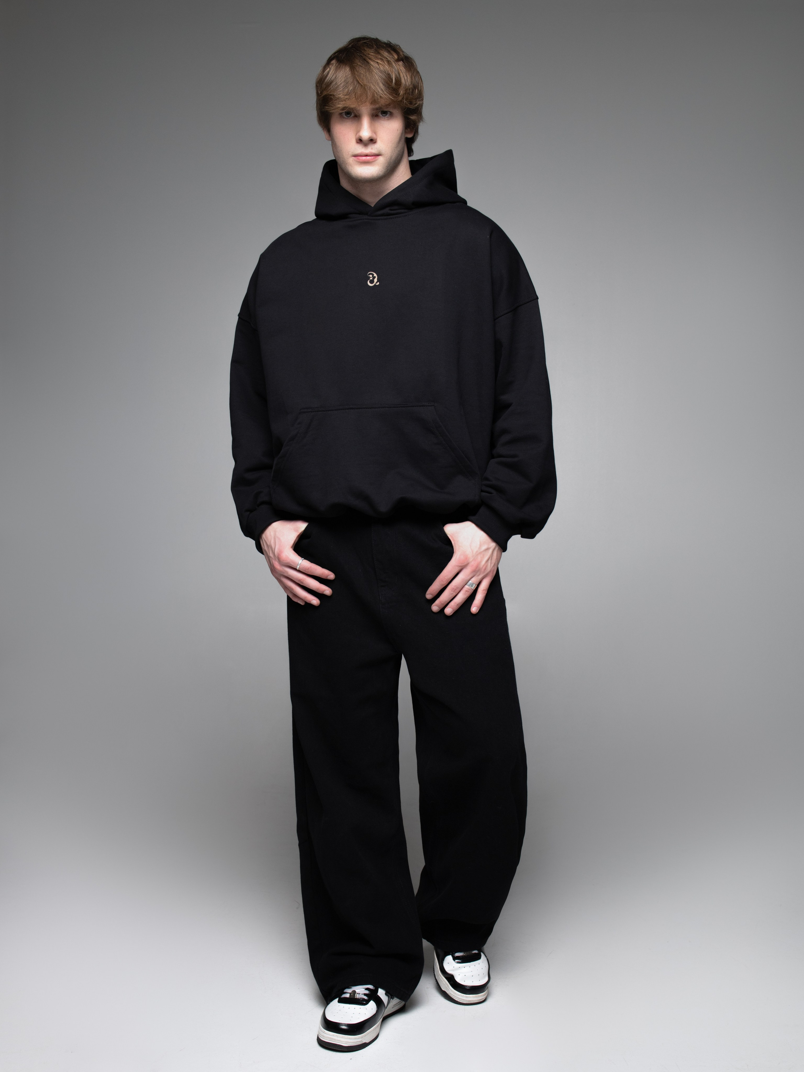 КАТАЛОГ | серый фон. RUNA production — стильные съемки для брендов