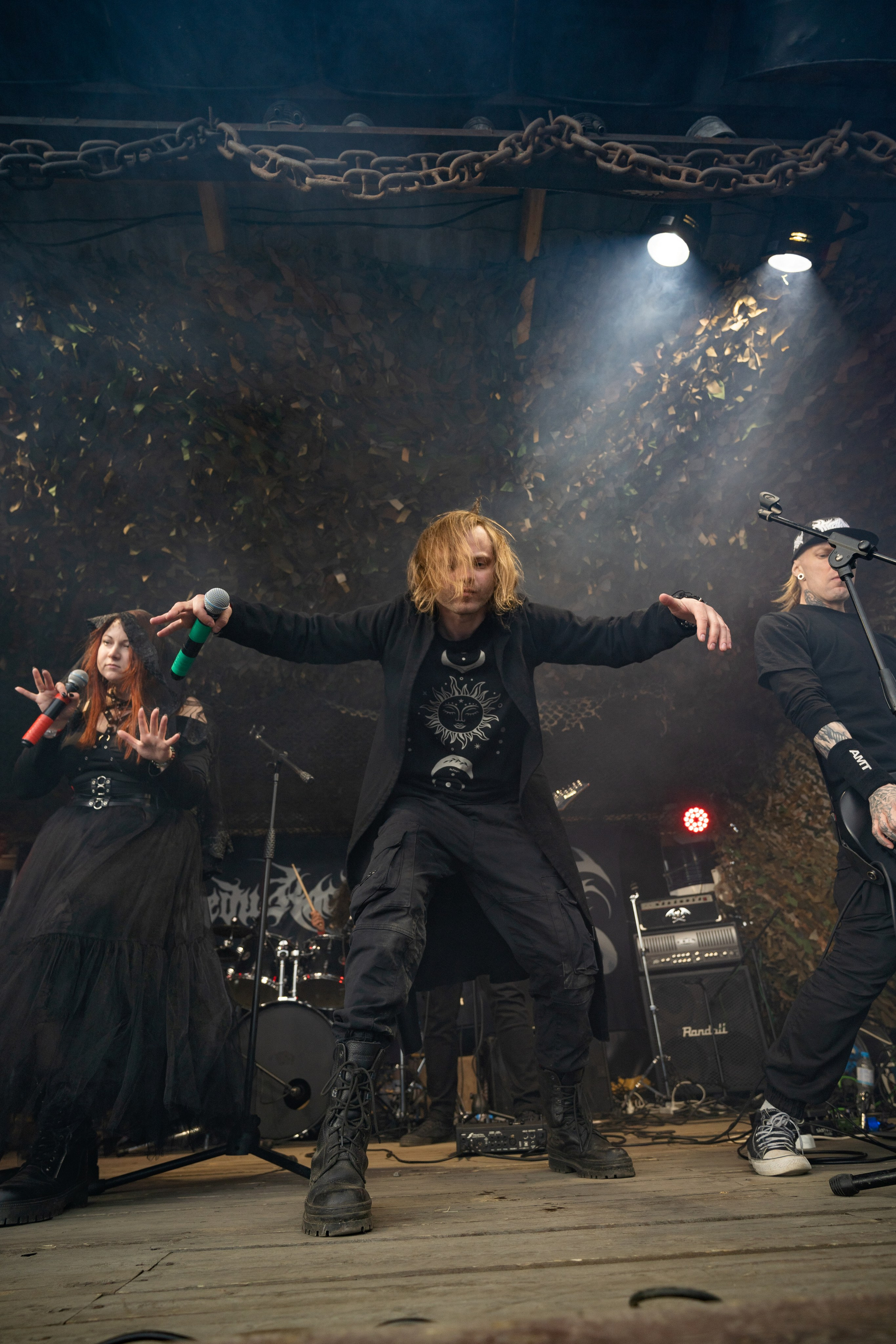 Фестиваль «ПОСРЕДИ КЛАДБИЩ И БОЛОТ»|Архангельск. Концертный и репортажный фотограф в Санкт-Петербурге Слава Пахомов