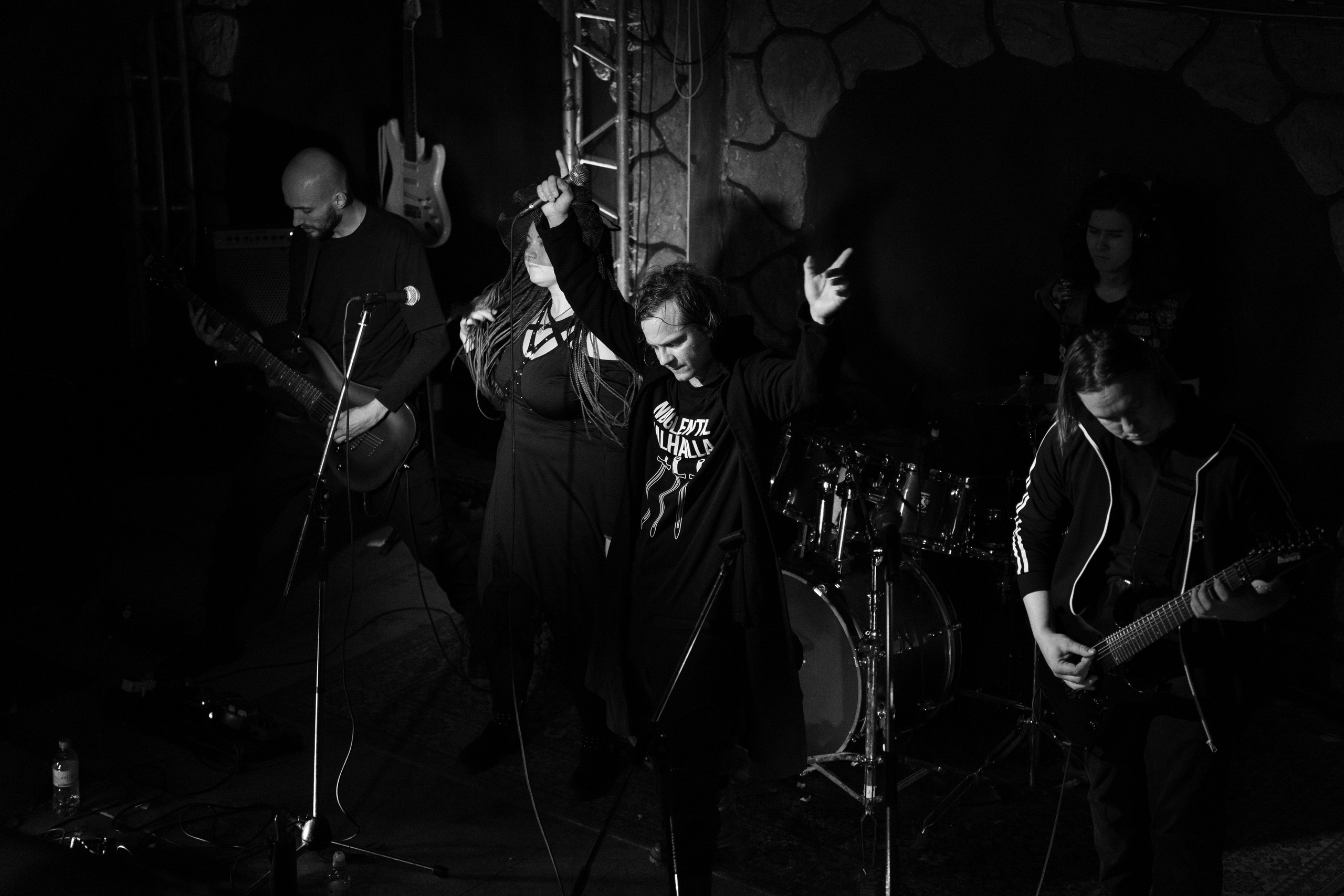 Ночь На Земле|Нора, Псков. Концертный и репортажный фотограф в Санкт-Петербурге Слава Пахомов