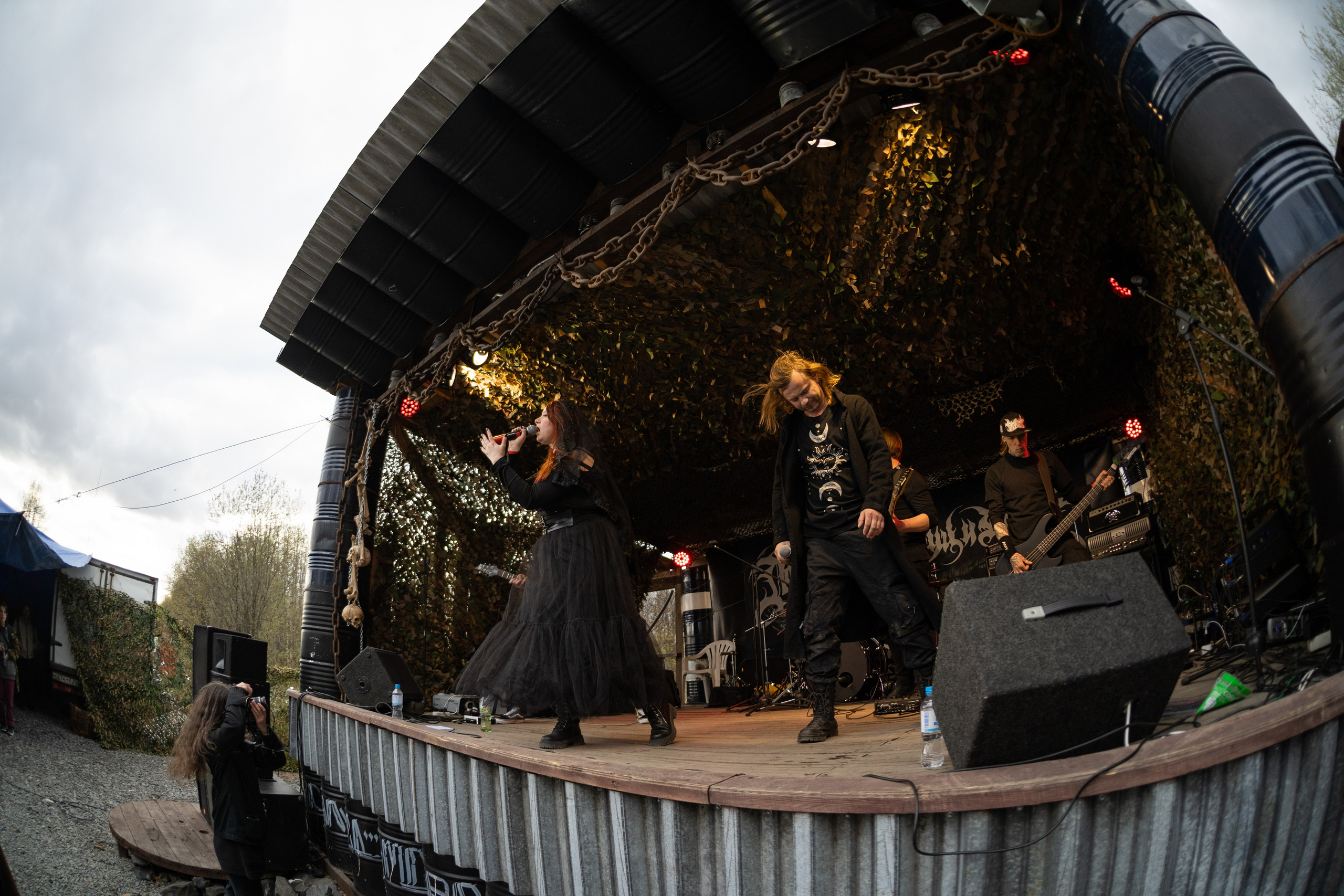 Фестиваль «ПОСРЕДИ КЛАДБИЩ И БОЛОТ»|Архангельск. Концертный и репортажный фотограф в Санкт-Петербурге Слава Пахомов