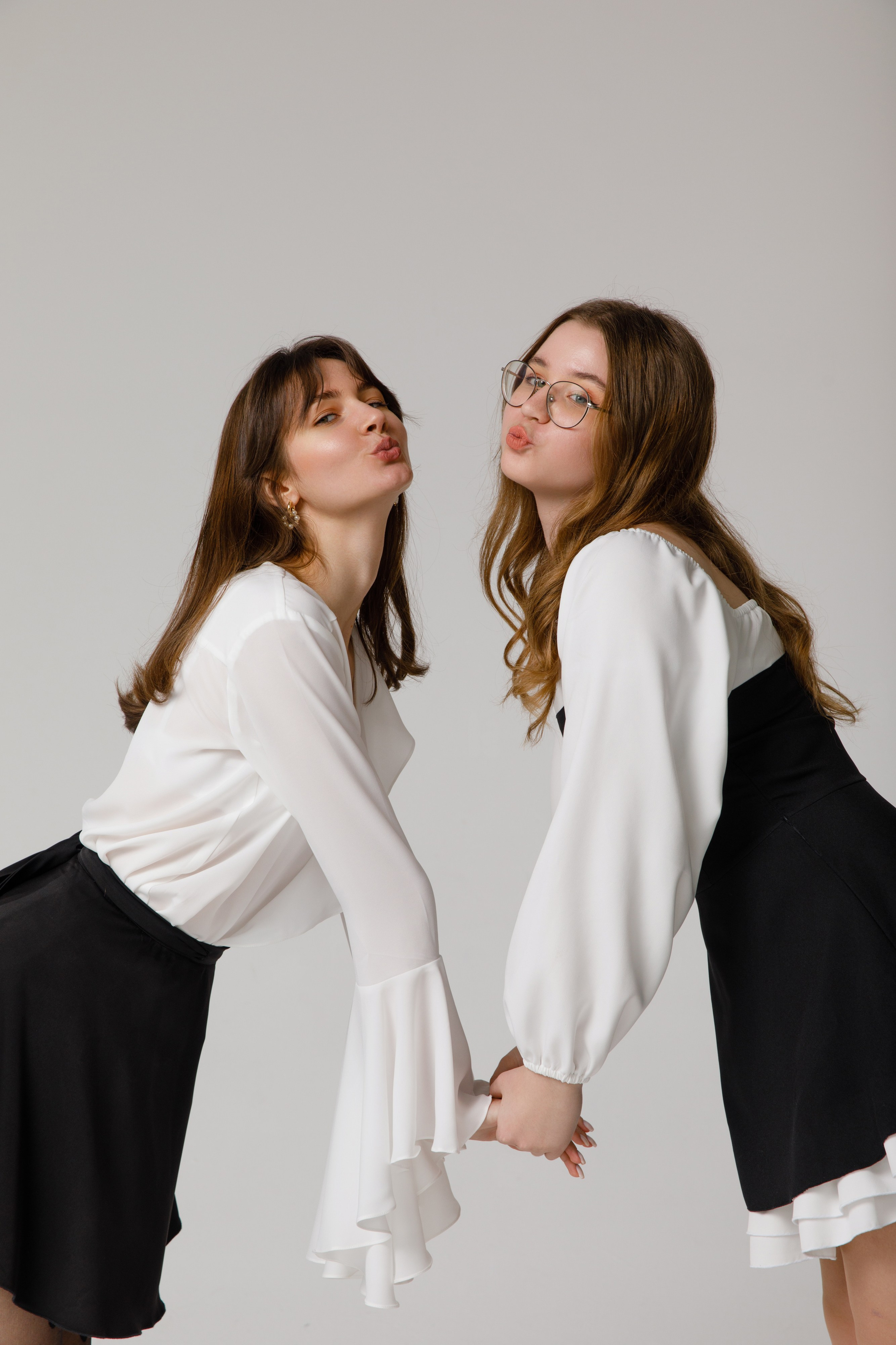 ДЛЯ 9-11 КЛАССОВ. Выпускные альбомы в Москве FOTOVMESTE