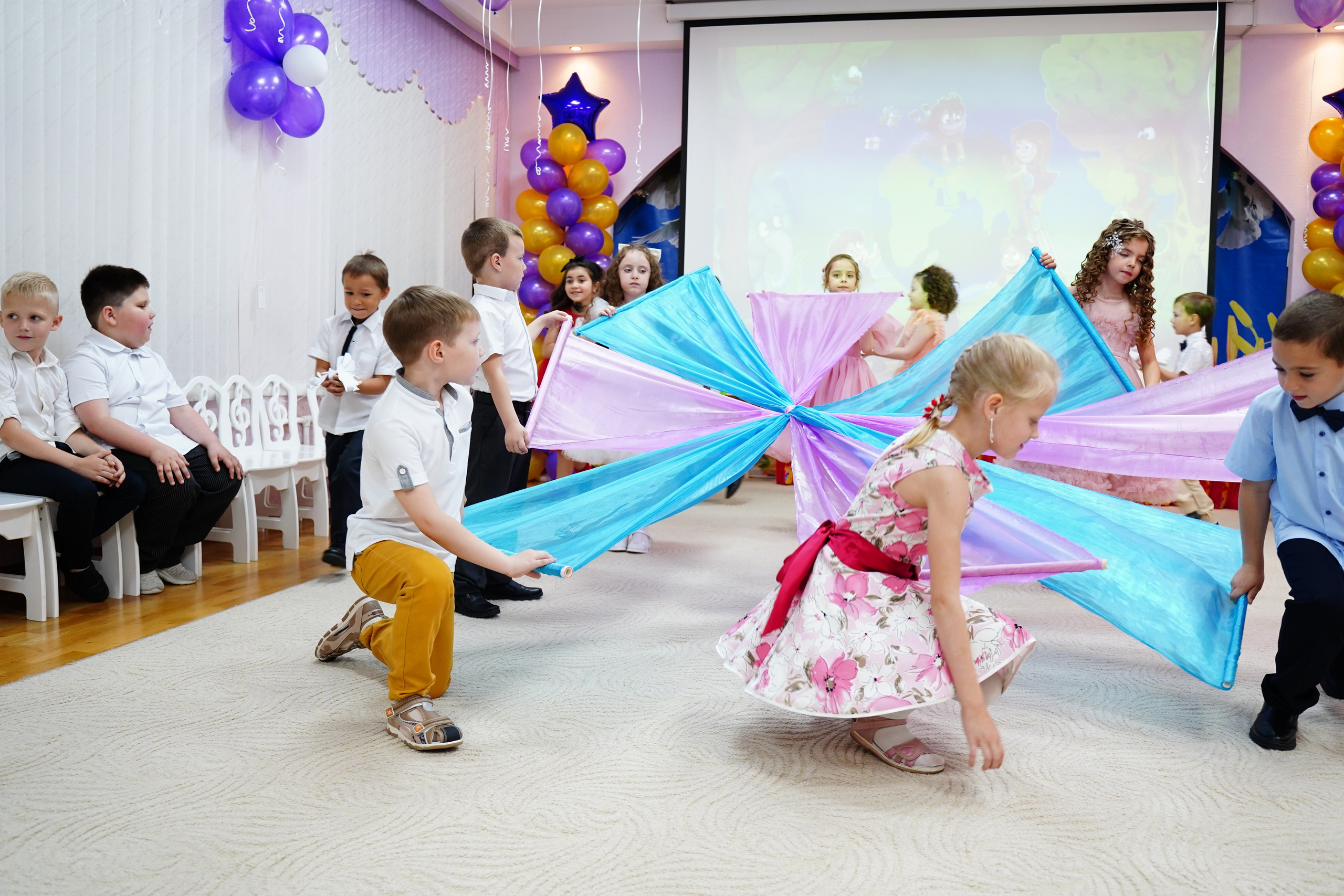 Репортажная съемка /Выпускной//. MEMENTO.Выпускные альбомы, школьные, юбилейные и другие книги. Ростов-на-Дону