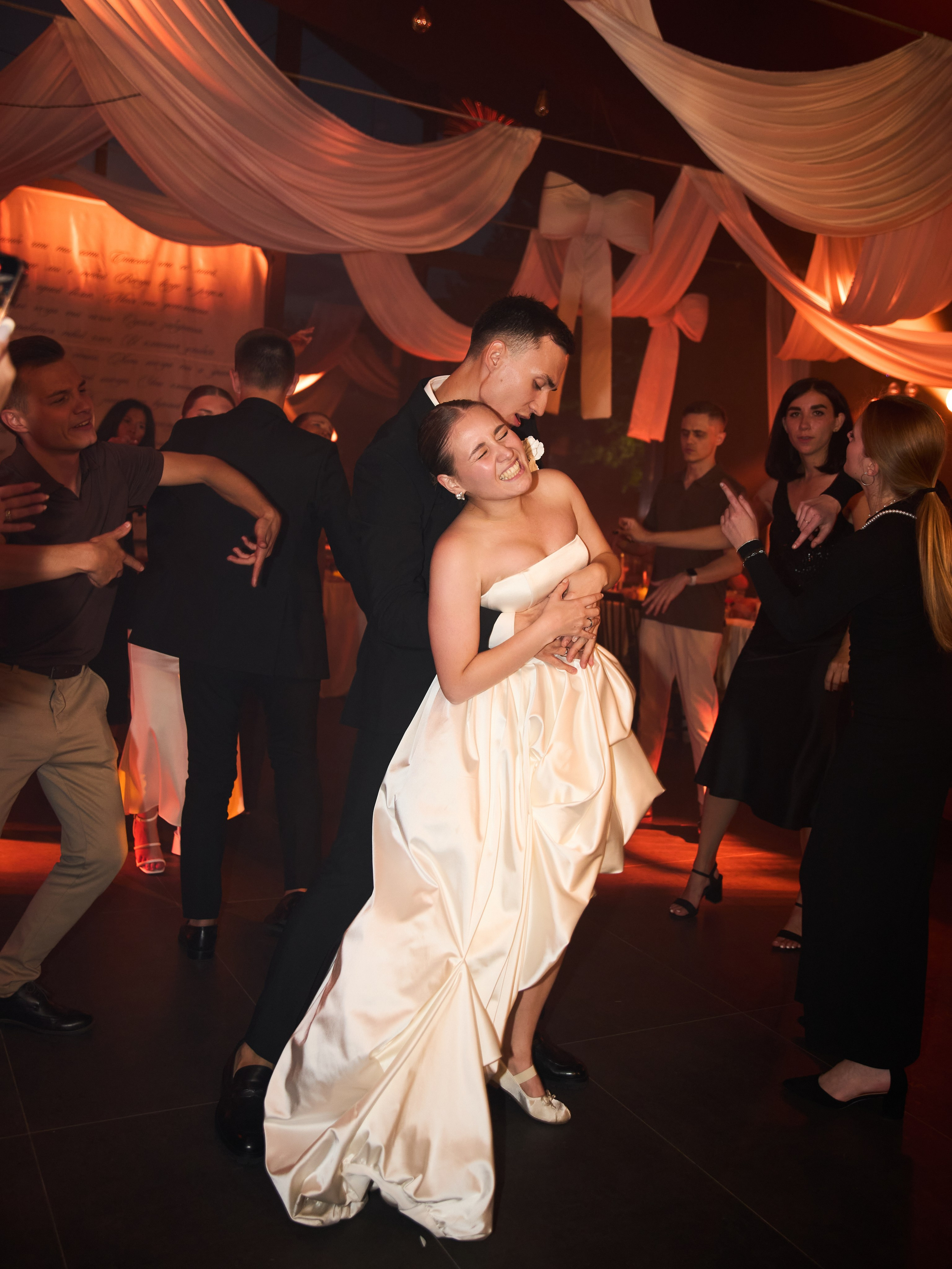 СЕГОДНЯ ТОЛЬКО ПО ЛЮБВИ. Свадебный фотограф Анна Чащухина