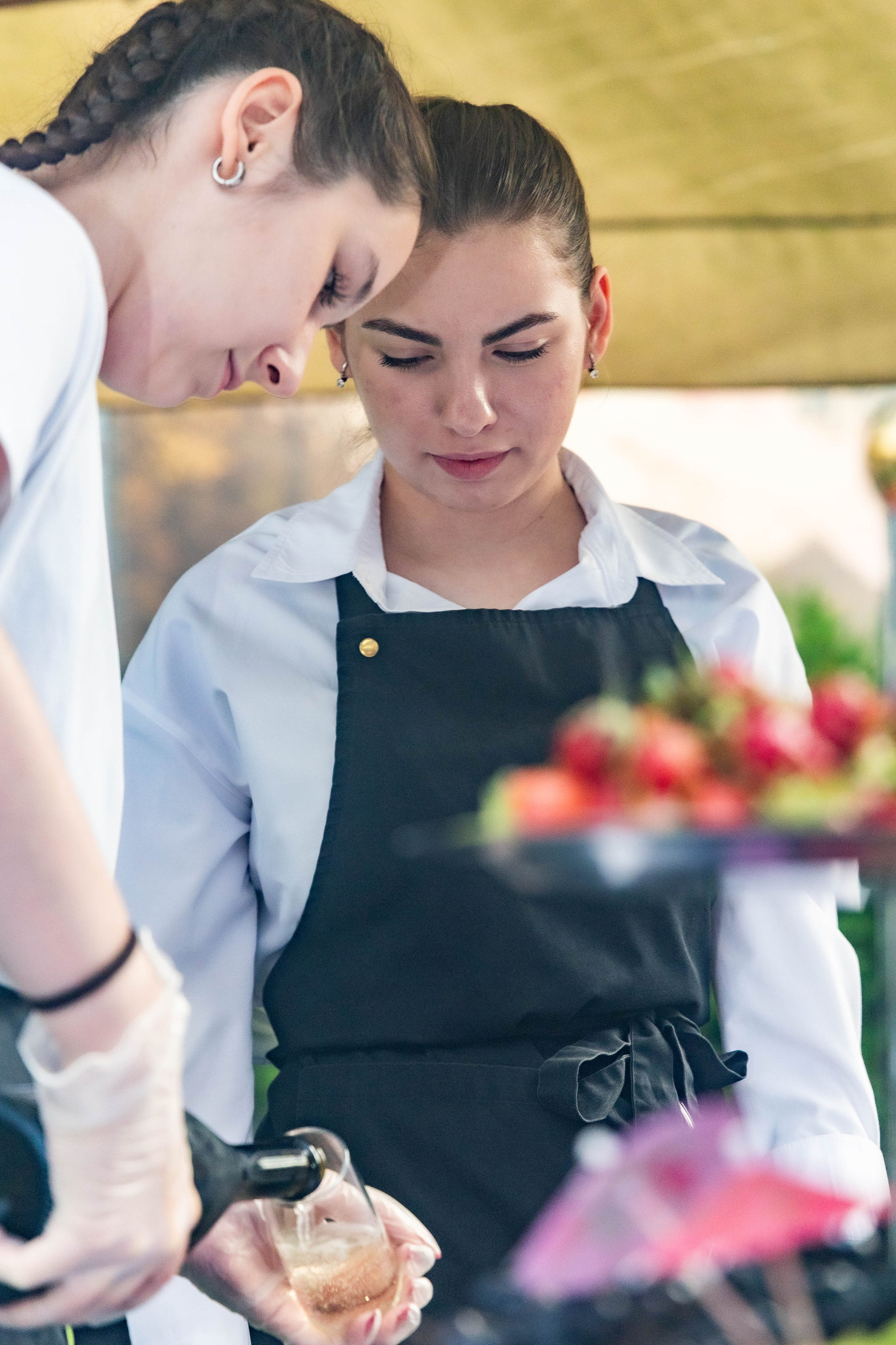 Свадебная фотосессия свадебный фотограф Татьяна Марсуверских свадебная фотопрогулка Москва Жуковский. Фотограф для маркетплейсов, фотоуслуги в Жуковском Татьяна Марсуверских