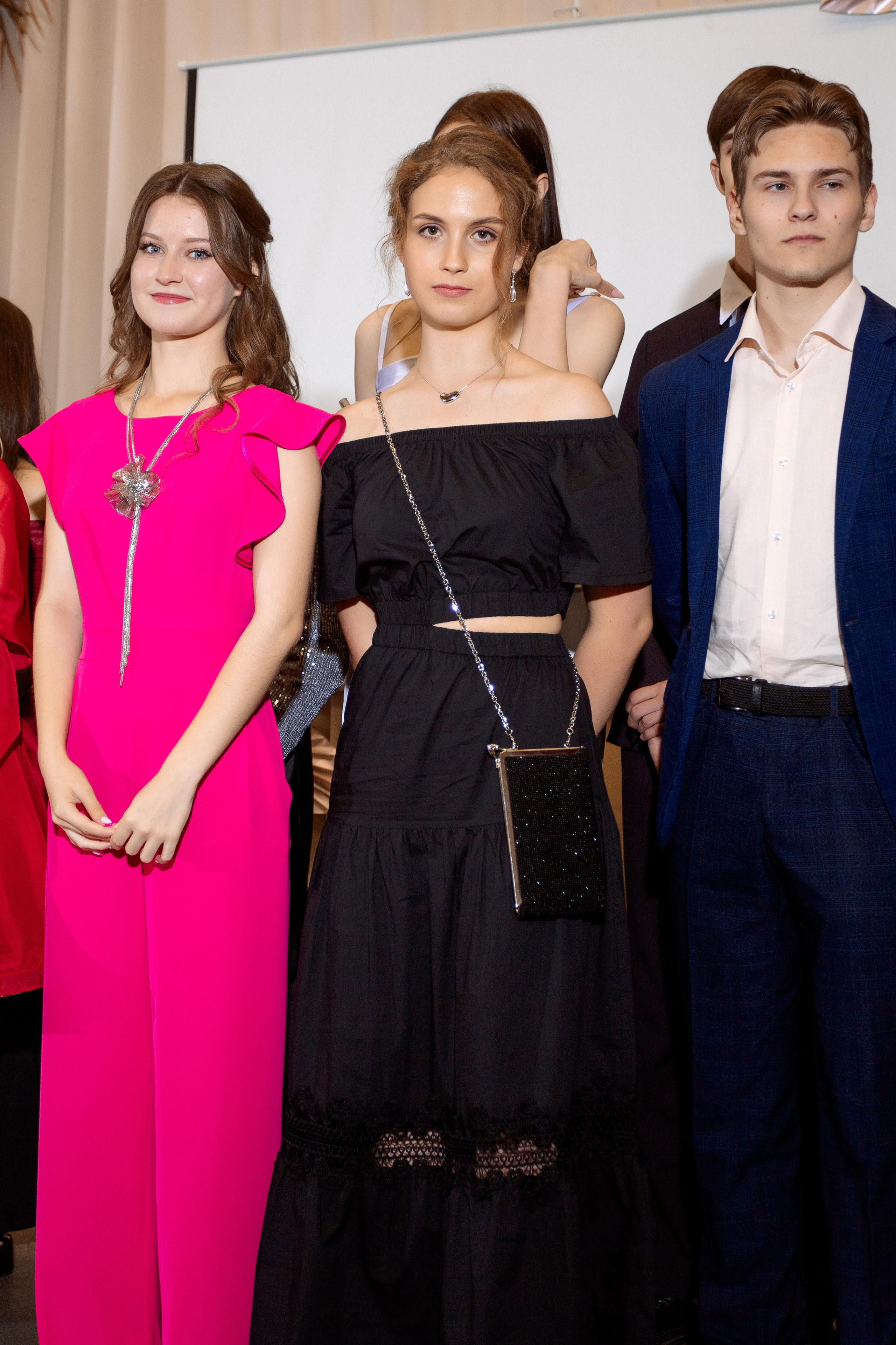 ВРУЧЕНИЕ АТТЕСТАТОВ: Пример. Все фото. Профессиональный фотограф в Ижевске Леша Петров