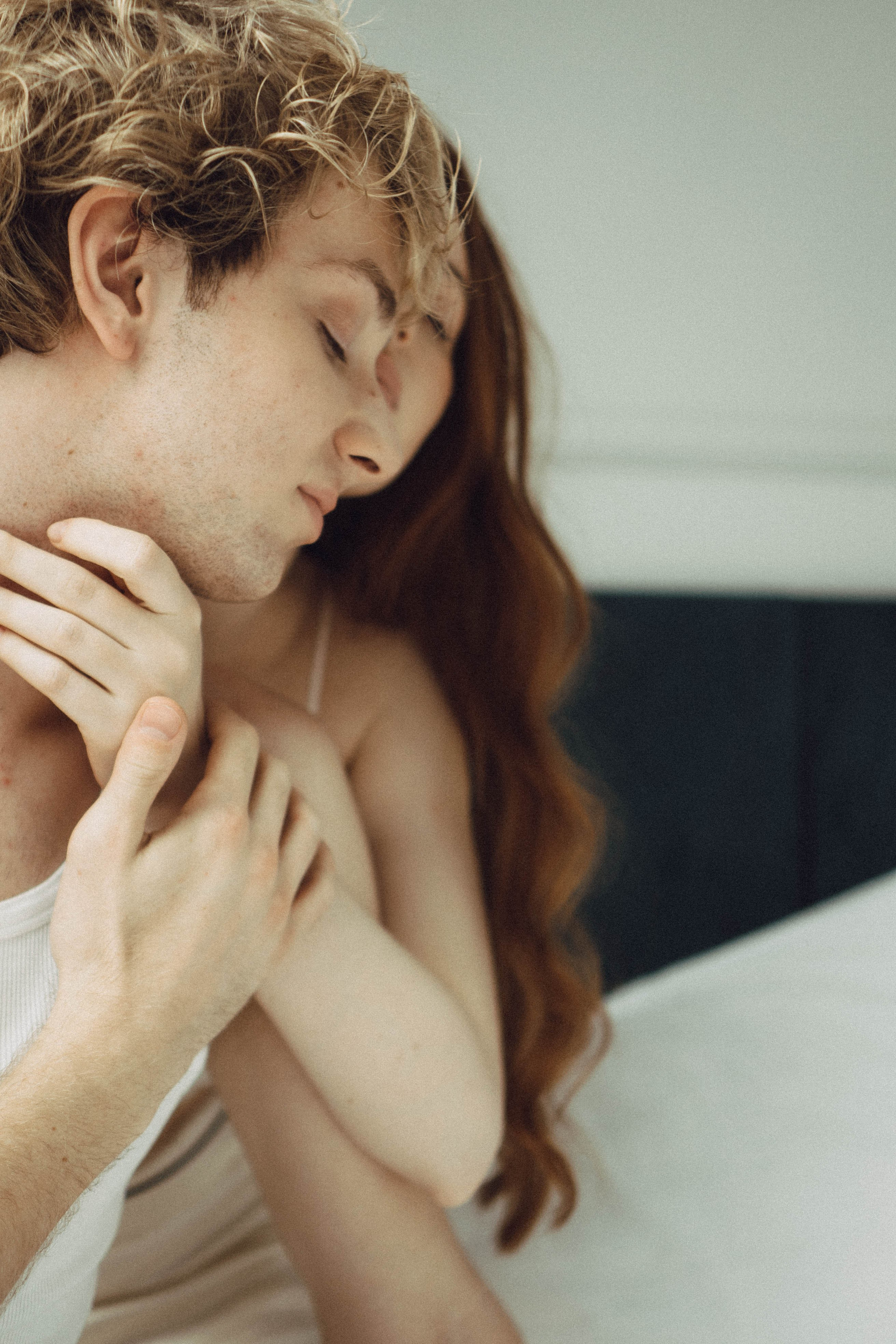 СВАДЕБНАЯ СЬЕМКА В ОТЕЛЕ. СБОРЫ ЖЕНИХА И НЕВЕСТЫ И ТАКЖЕ ТОР И ПОДГОТОВКА К ПРОГУЛКЕ. Профессиональный фотограф, Санкт-Петербург — Виктория Богомолова