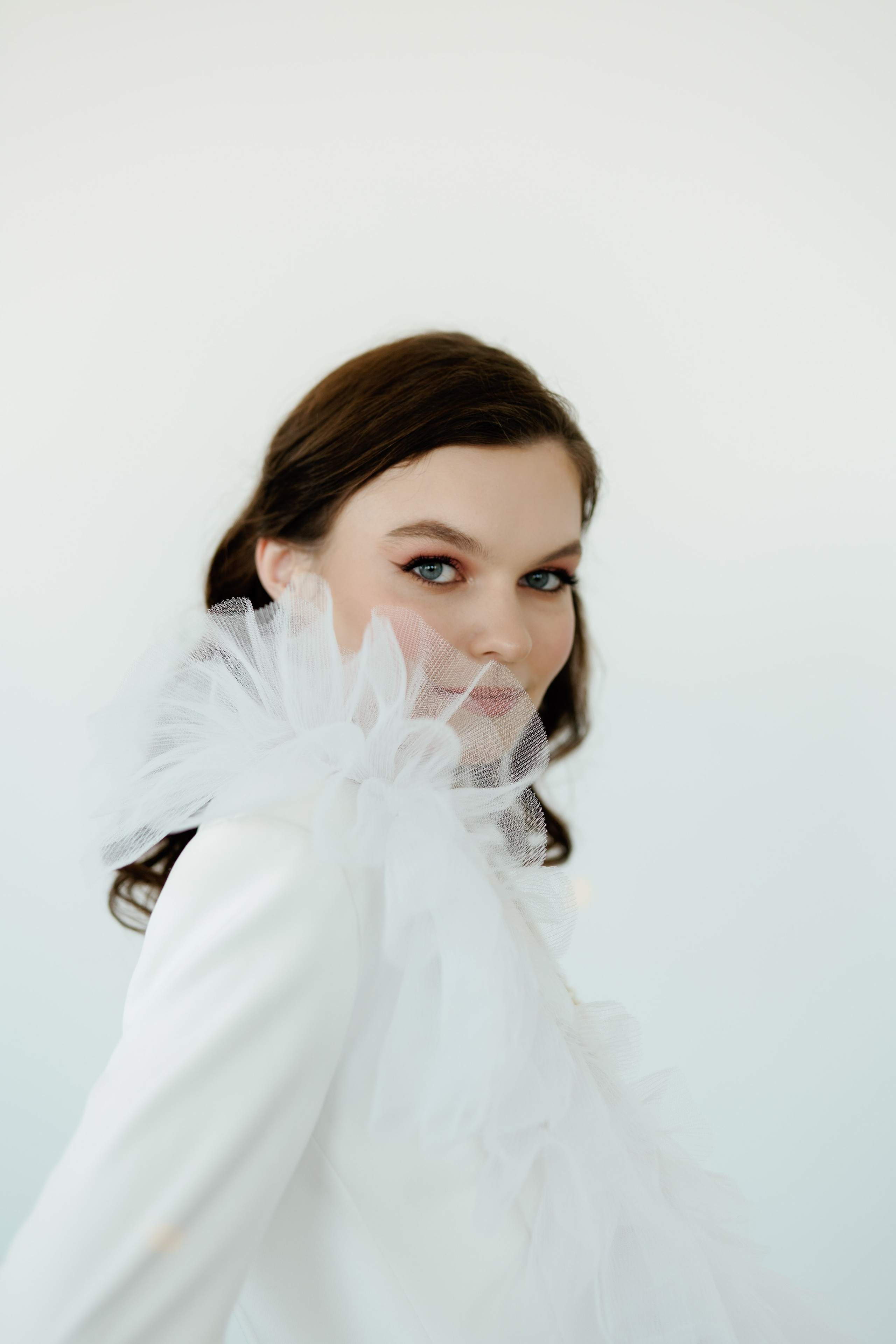 Фотосессия свадебных платьев в студии