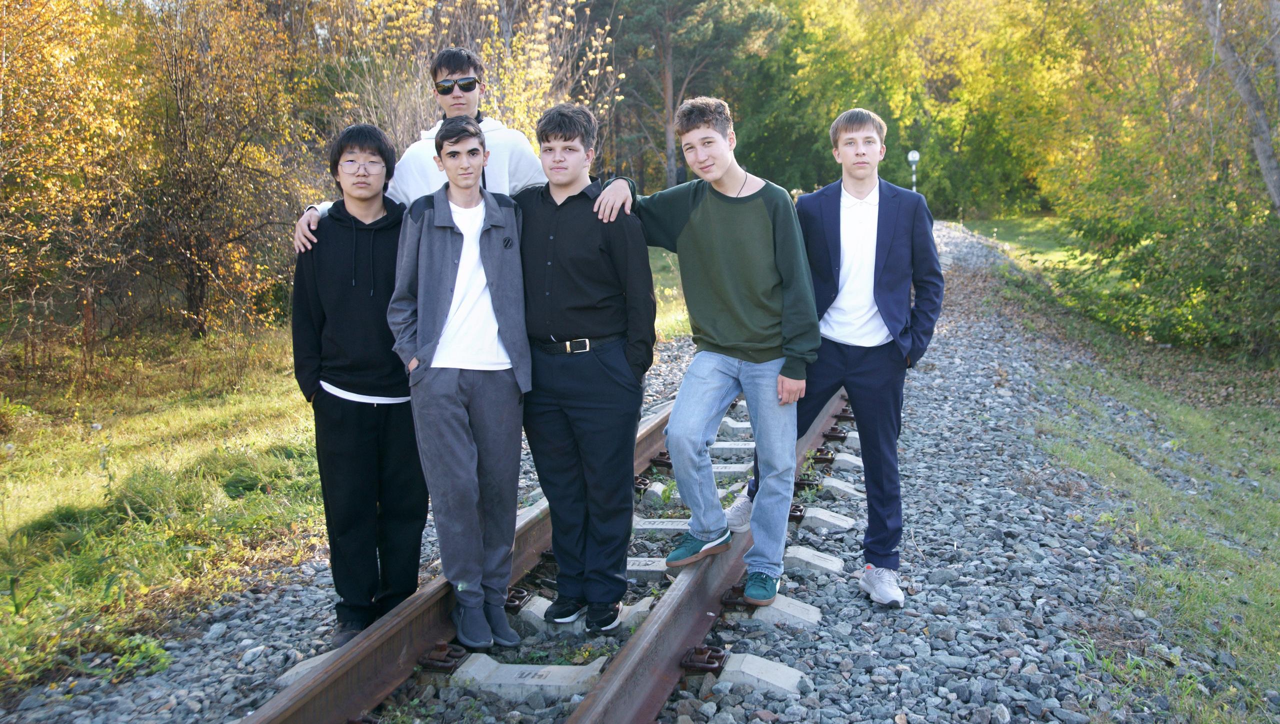 Осенняя фотосессия выпускников 9 11 классов в Иркутске