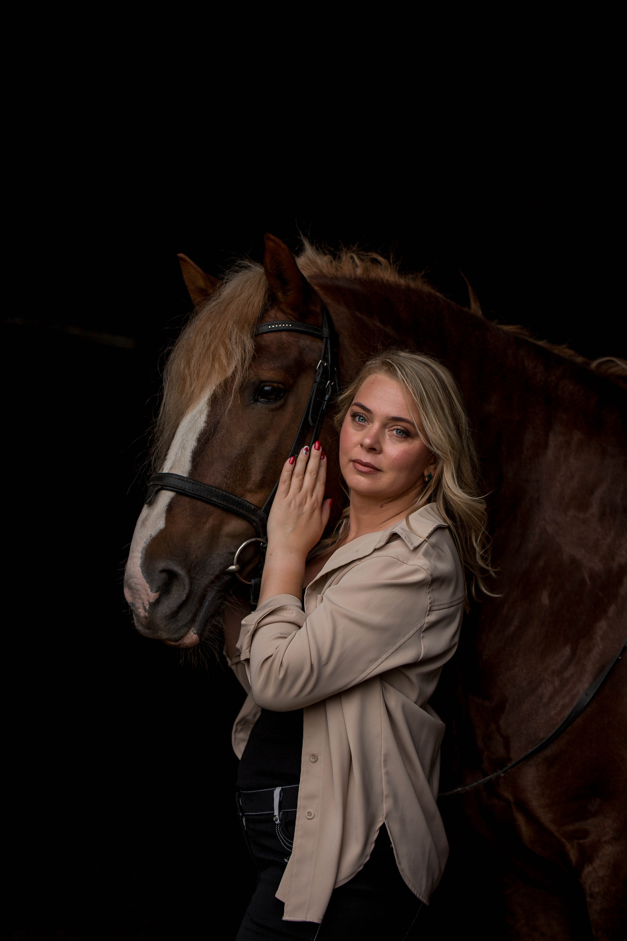 Карета 24. Конный фотограф в Красноярске — Любовь Похабова