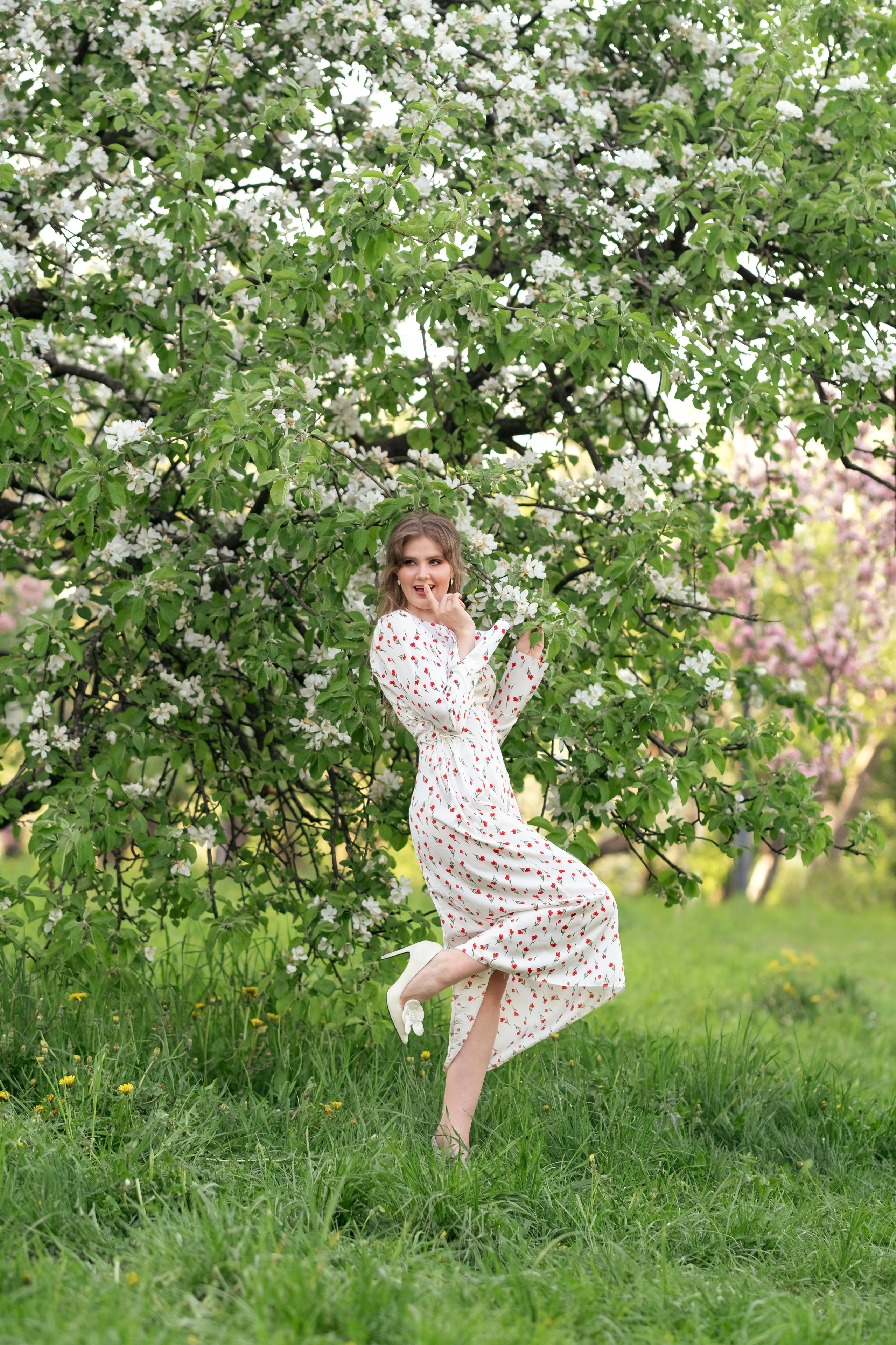 Фотосессия в цветении. Семейный и детский фотограф в Мелитополе /Наталья Зацеркляная