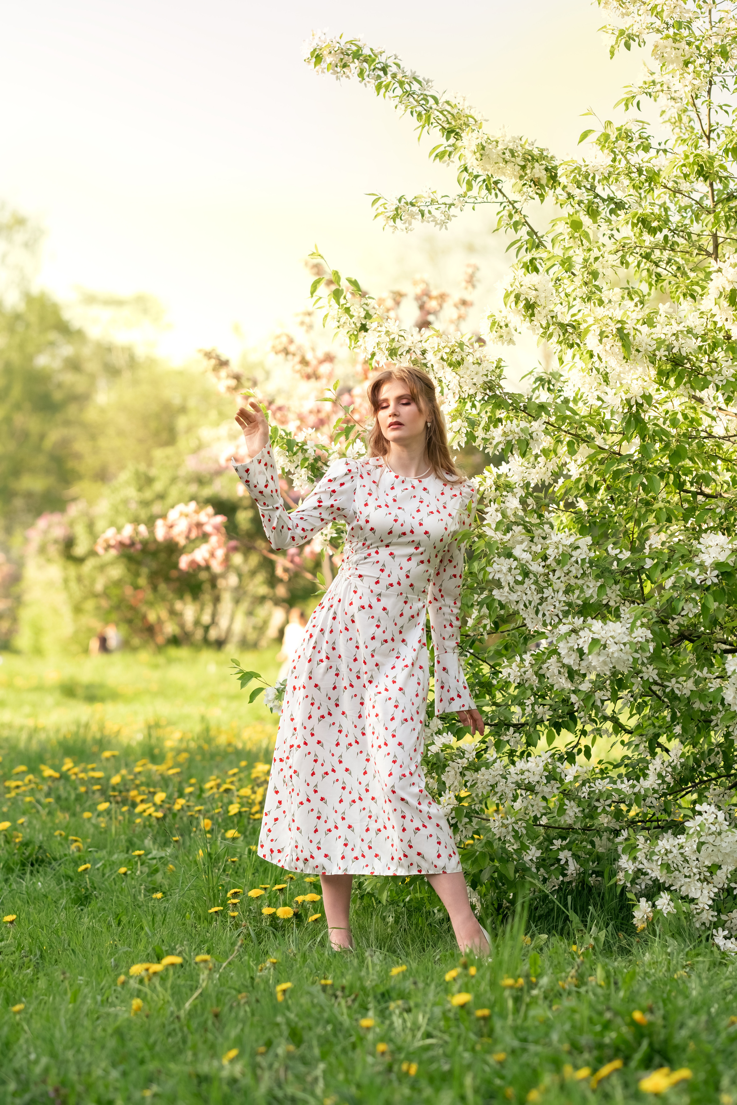 Фотосессия в цветении. Семейный и детский фотограф в Мелитополе /Наталья Зацеркляная