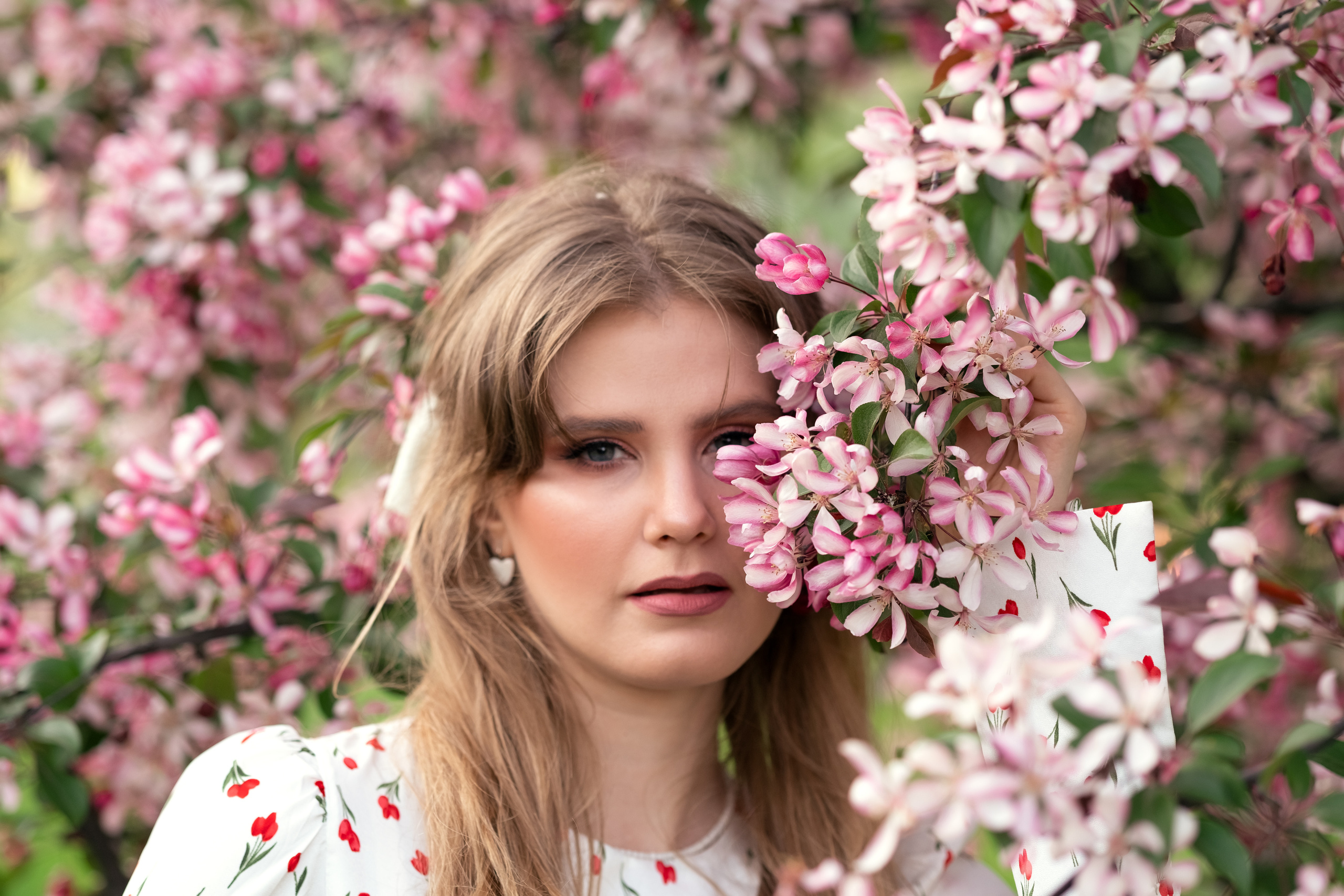 Фотосессия в цветении. Семейный и детский фотограф в Мелитополе /Наталья Зацеркляная
