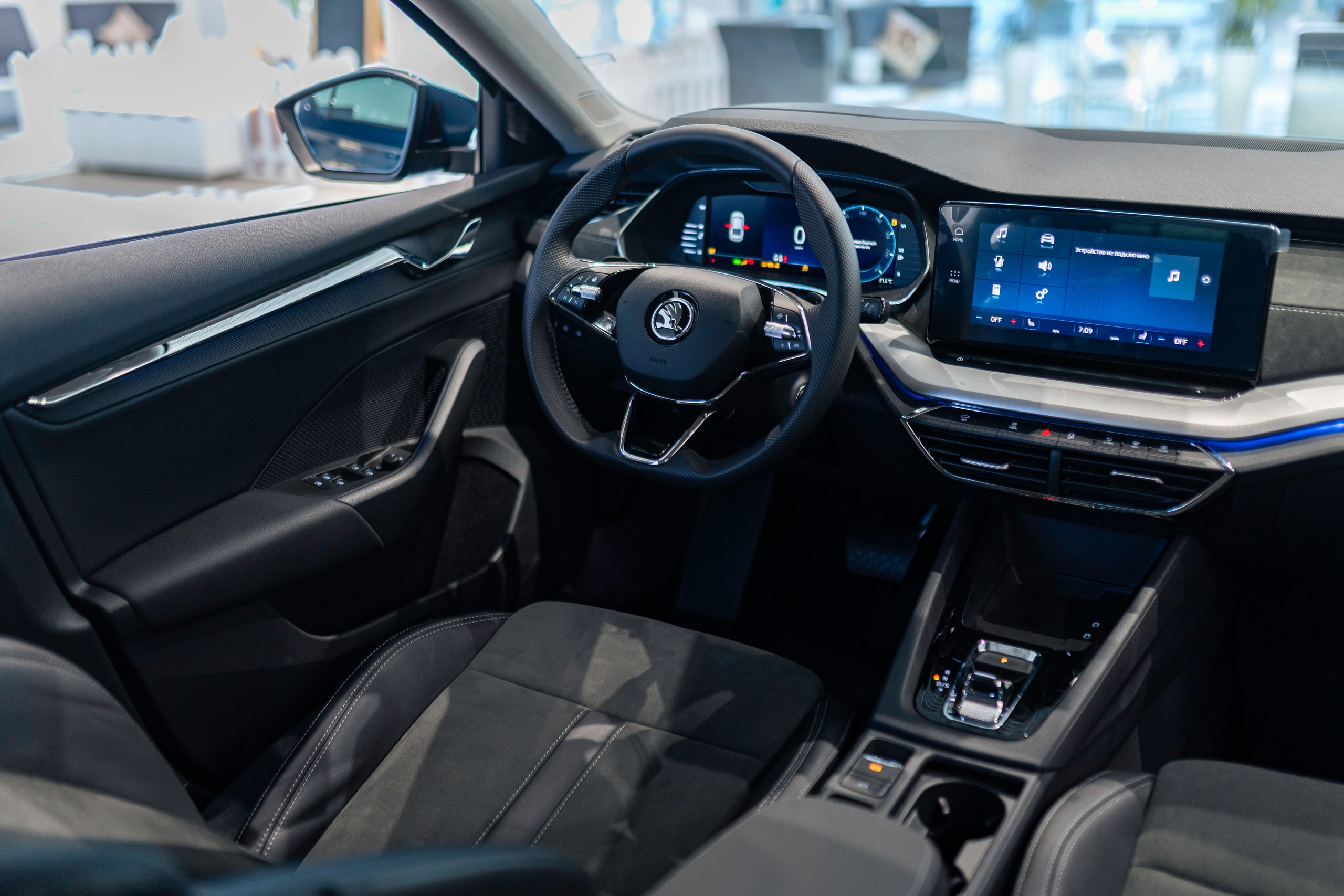 Skoda Dealership. Чен Станислав | Автомобильный фотограф | Алматы, Казахстан