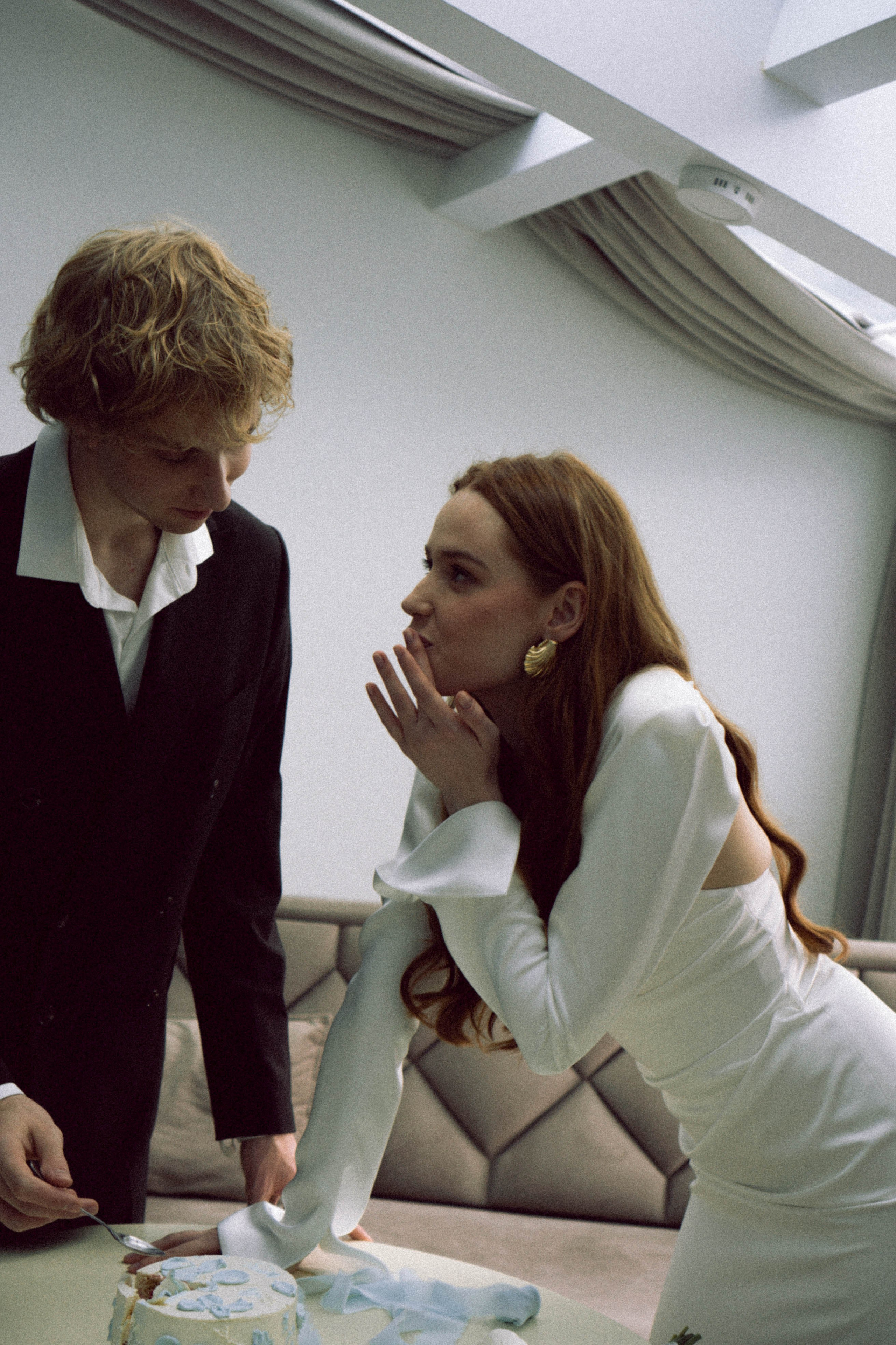 СВАДЕБНАЯ СЬЕМКА В ОТЕЛЕ. СБОРЫ ЖЕНИХА И НЕВЕСТЫ И ТАКЖЕ ТОР И ПОДГОТОВКА К ПРОГУЛКЕ. Профессиональный фотограф, Санкт-Петербург — Виктория Богомолова