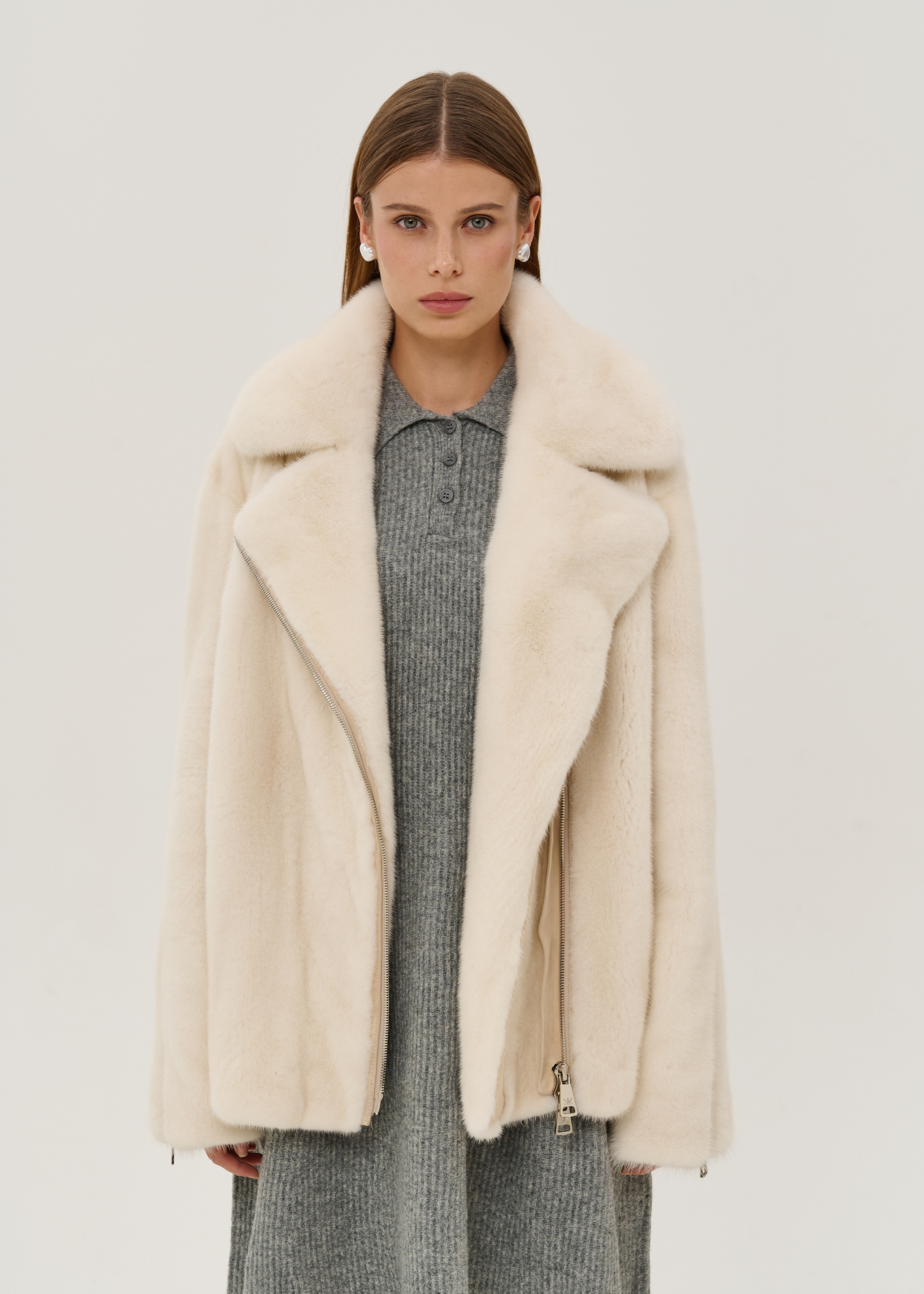 Каталог для магазина верхней одежды. Fashion фотограф в Москве Ксения Чупрунова