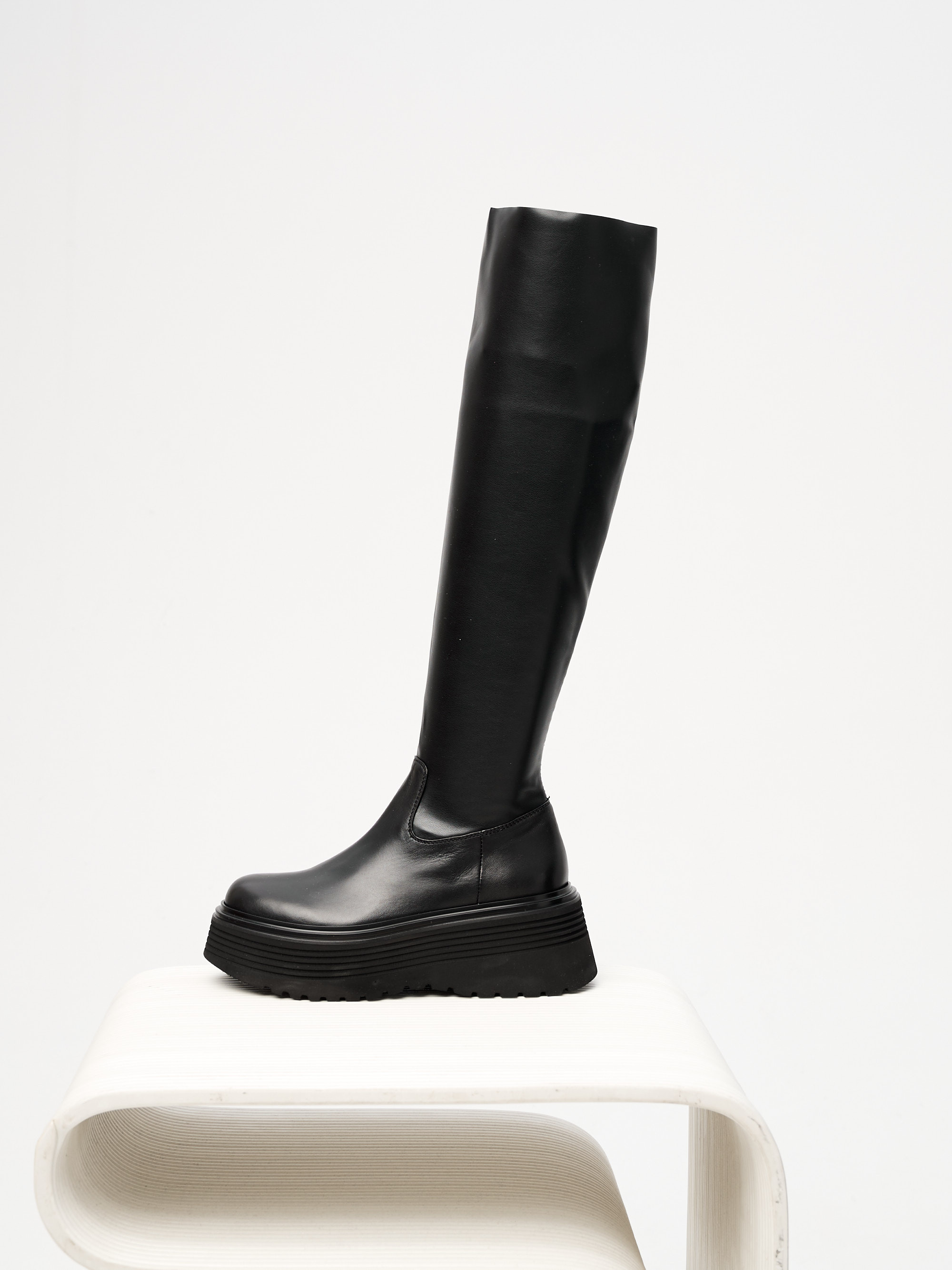 Каталог для Бренда Not Only Black. Fashion фотограф в Москве Ксения Чупрунова