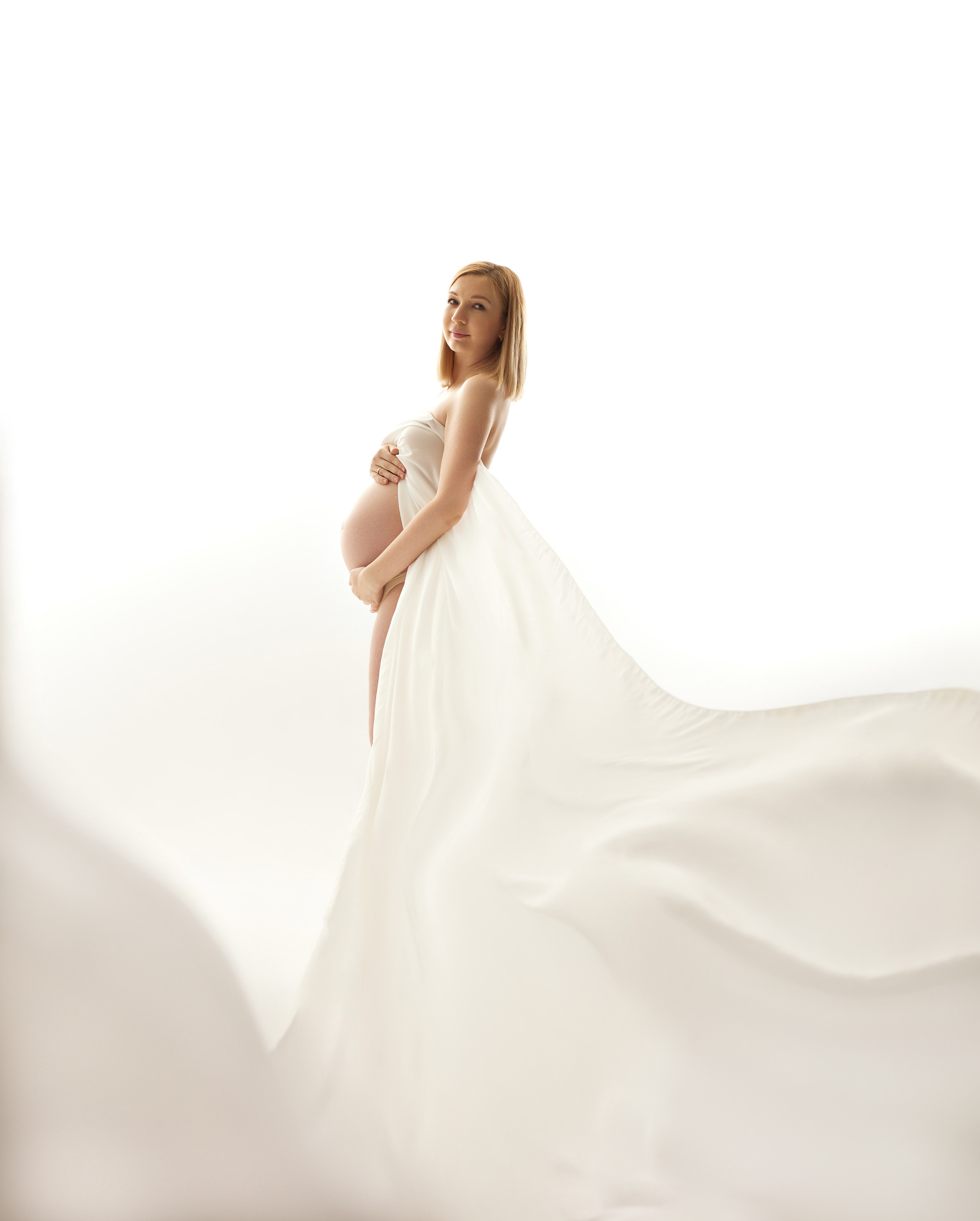 Фотосессия беременности в Астрахани. Фотограф в Астрахани съемка семей беременности лавстори