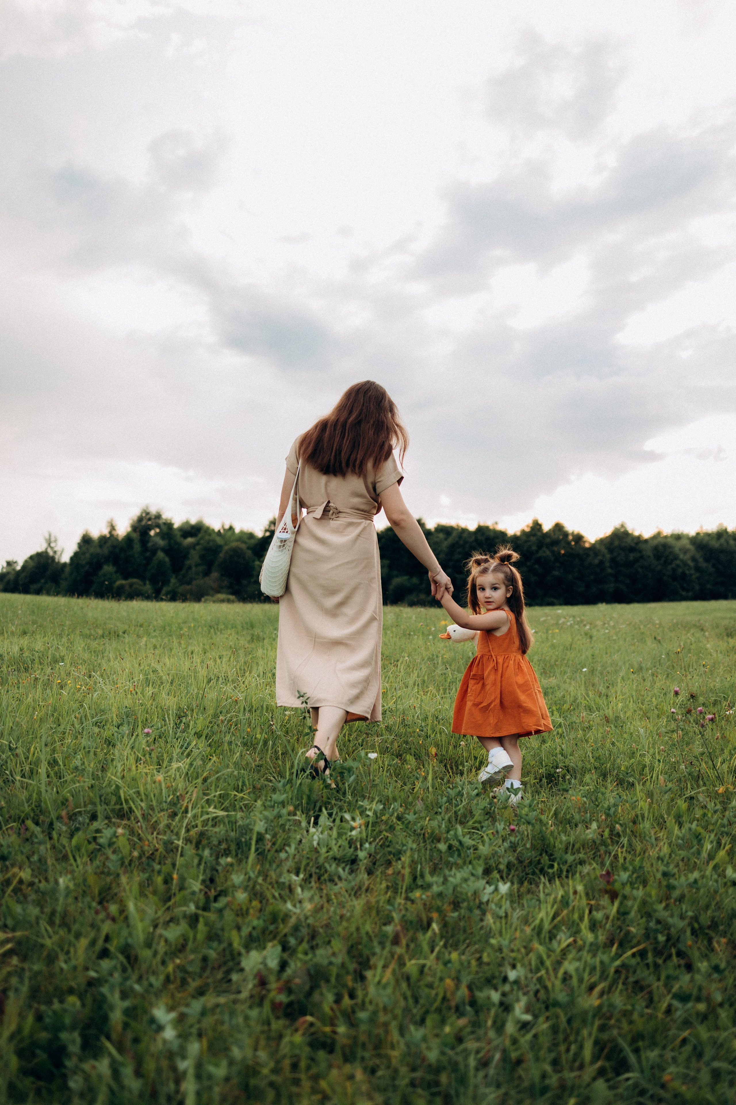 Катя и малышка Аня. Фотограф Елена Рябцева