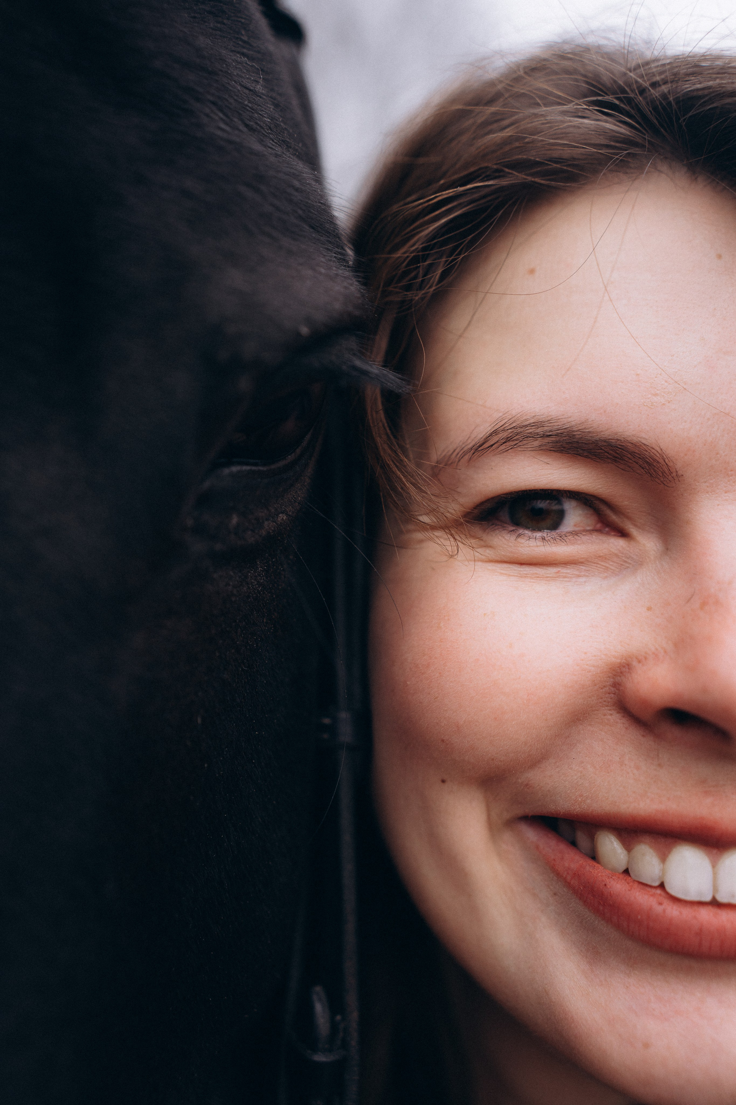 Фотосессия с лошадьми. Фотограф Новорожденных в Москве. Семейные истории в стиле LIFE