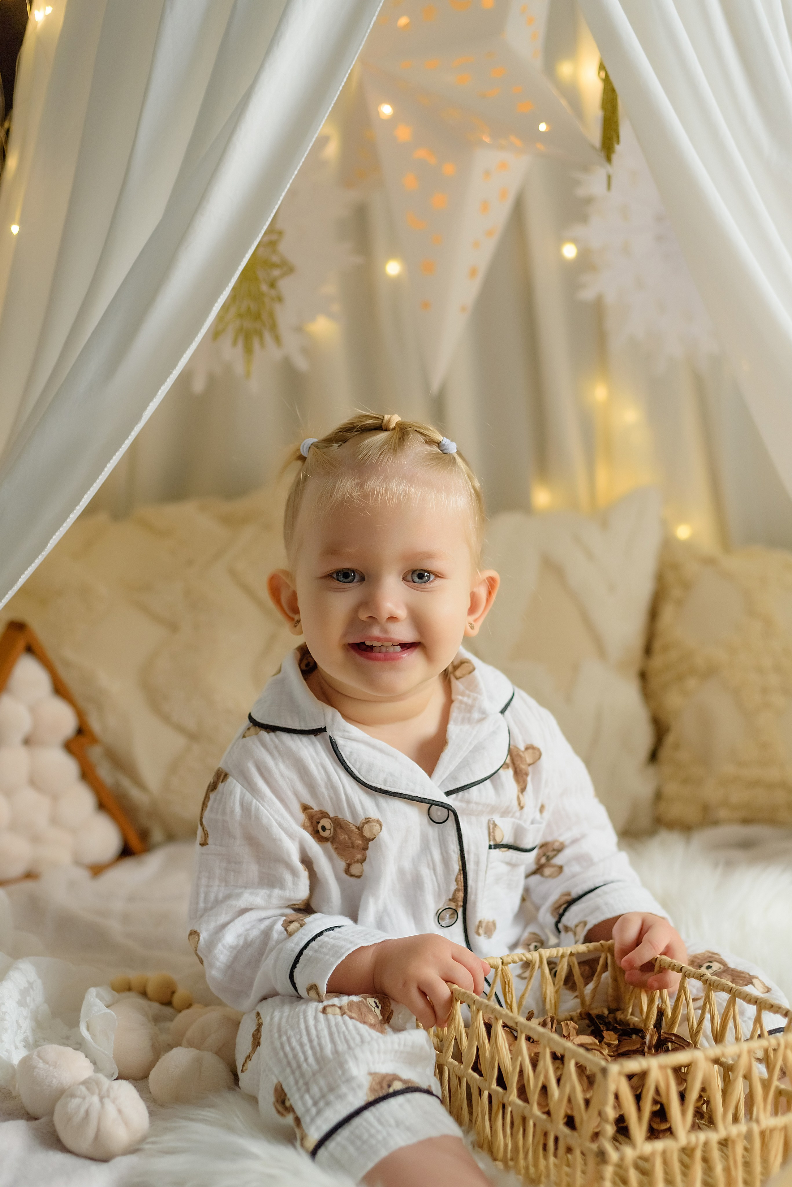 Новогодняя фотосессия «Сказочный шатер» Настя. Детский Фотограф |Фотограф на годик в Брянске Ирина Романова