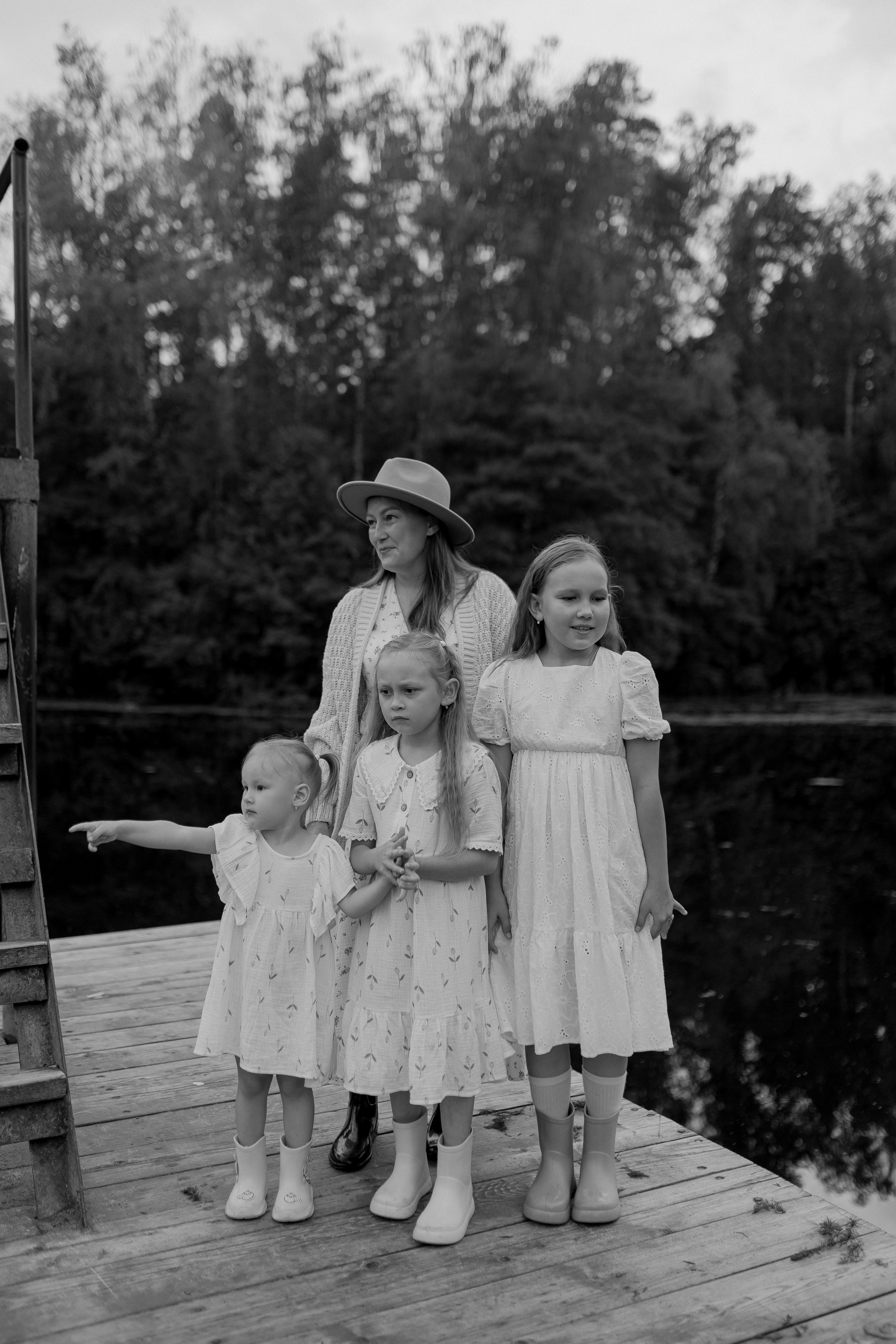 Мама Алина, Маша, Дина и Анечка. Фотограф Татьяна Семенова