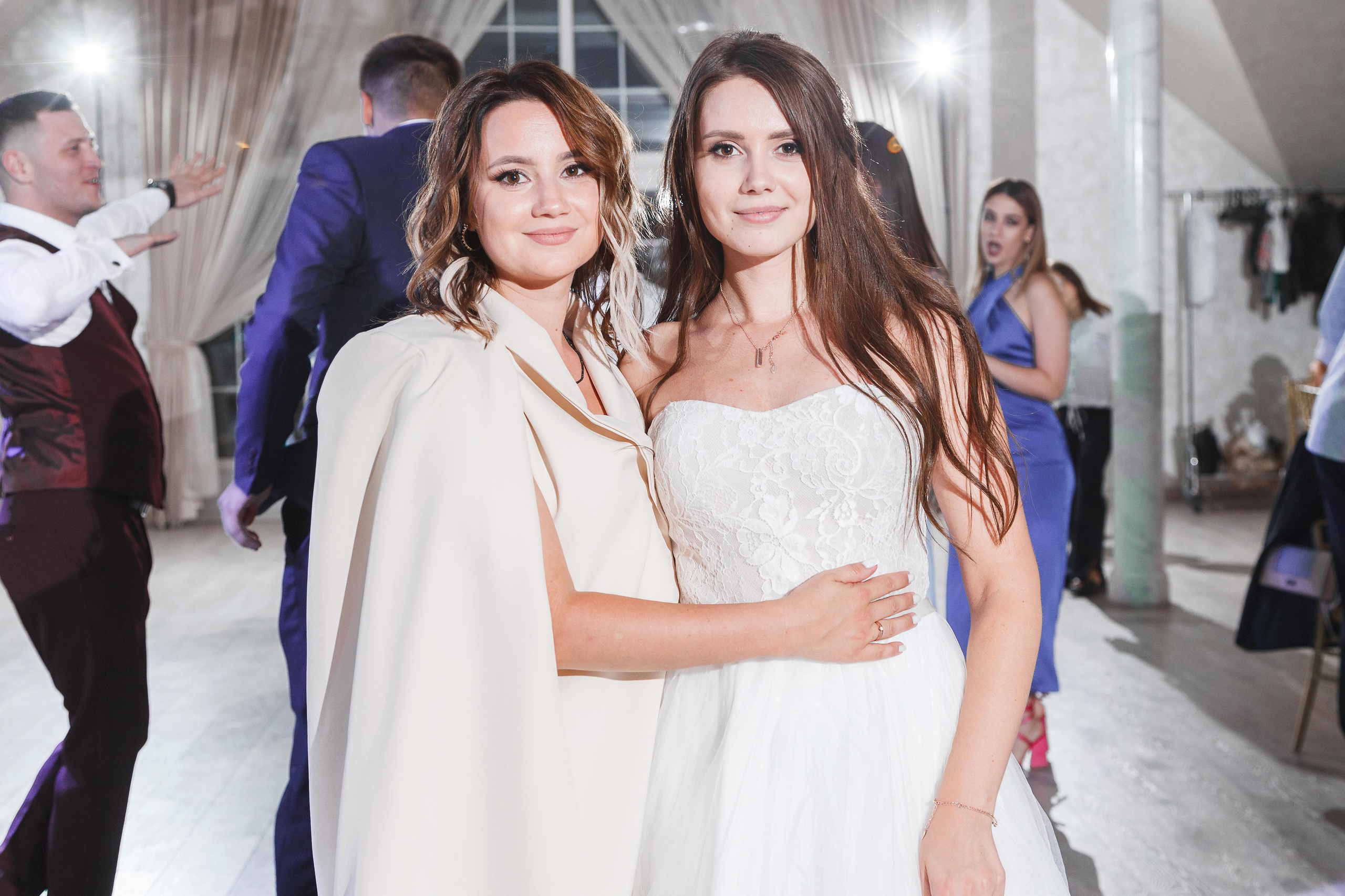 поиск фотографа на свадьбу, свадебная серия, свадебная фотосессия, свадебный фотограф Гладков Дмитрий, свадебный фотограф Москва, свадьба москва, стоимость свадебного фотографа, фотог, фотограф на свадьбу, фотограф одинцово, фотограф стоимость, фотограя свадьба Москва, свадебное платье, свадебный банкет, банкет свадьба, банкет москва, свадебное фото, фото со свадьбы, платье невесты, невеста фото, прогулка на свадьбе, сборы невесты, свадебные сборы, советы невесте, фото из ЗАГСа, ЗАГС фото, Голицын клуб, Голицыно, свадьба Голицын, свадьба в будний день, регистрация свадьбы, свадебный салон, свадебные туфли, туфли невесты, ЗАГС, стоимость фотографа, поиск фотографа, фотограф стоимость, свадебный день, фотосессия свадьба.