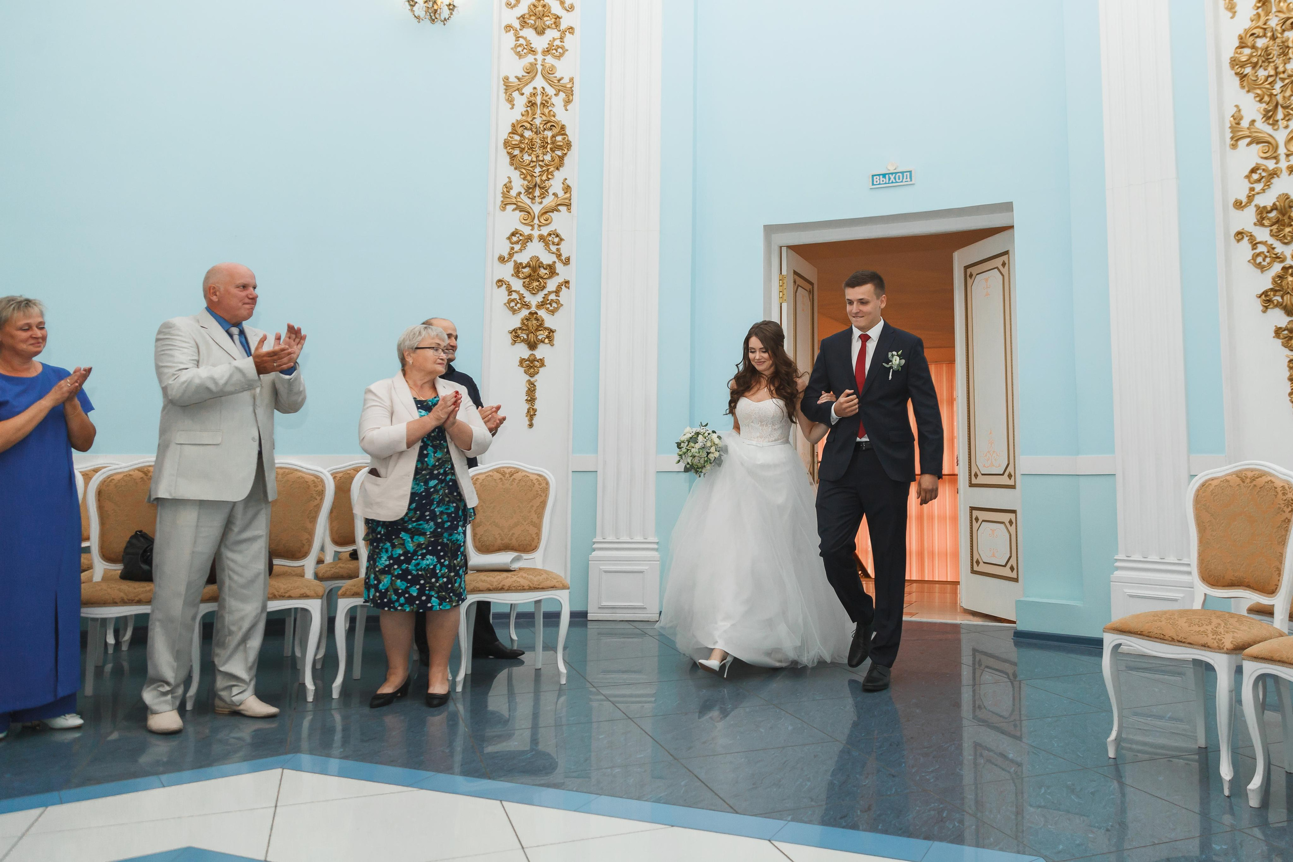 поиск фотографа на свадьбу, свадебная серия, свадебная фотосессия, свадебный фотограф Гладков Дмитрий, свадебный фотограф Москва, свадьба москва, стоимость свадебного фотографа, фотог, фотограф на свадьбу, фотограф одинцово, фотограф стоимость, фотограя свадьба Москва, свадебное платье, свадебный банкет, банкет свадьба, банкет москва, свадебное фото, фото со свадьбы, платье невесты, невеста фото, прогулка на свадьбе, сборы невесты, свадебные сборы, советы невесте, фото из ЗАГСа, ЗАГС фото, Голицын клуб, Голицыно, свадьба Голицын, свадьба в будний день, регистрация свадьбы, свадебный салон, свадебные туфли, туфли невесты, ЗАГС, стоимость фотографа, поиск фотографа, фотограф стоимость, свадебный день, фотосессия свадьба.