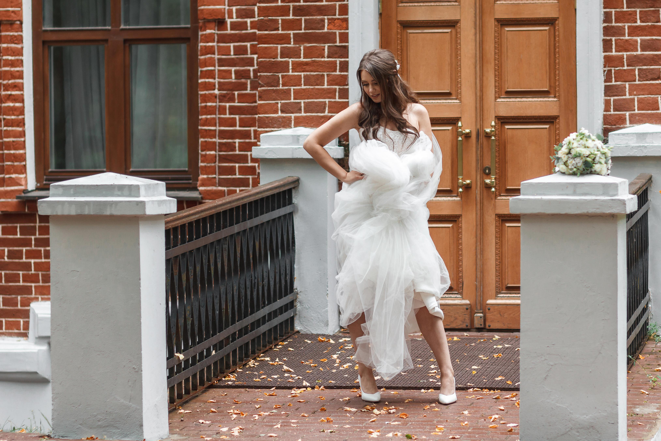 поиск фотографа на свадьбу, свадебная серия, свадебная фотосессия, свадебный фотограф Гладков Дмитрий, свадебный фотограф Москва, свадьба москва, стоимость свадебного фотографа, фотог, фотограф на свадьбу, фотограф одинцово, фотограф стоимость, фотограя свадьба Москва, свадебное платье, свадебный банкет, банкет свадьба, банкет москва, свадебное фото, фото со свадьбы, платье невесты, невеста фото, прогулка на свадьбе, сборы невесты, свадебные сборы, советы невесте, фото из ЗАГСа, ЗАГС фото, Голицын клуб, Голицыно, свадьба Голицын, свадьба в будний день, регистрация свадьбы, свадебный салон, свадебные туфли, туфли невесты, ЗАГС, стоимость фотографа, поиск фотографа, фотограф стоимость, свадебный день, фотосессия свадьба.