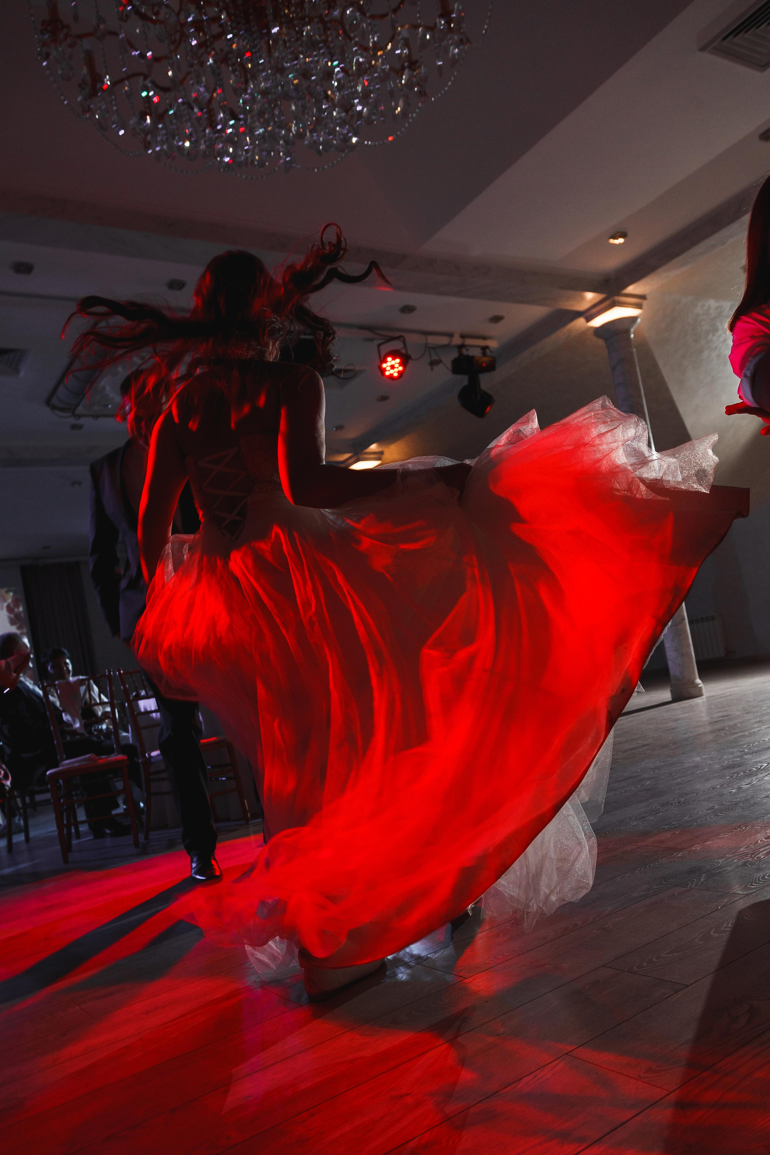 поиск фотографа на свадьбу, свадебная серия, свадебная фотосессия, свадебный фотограф Гладков Дмитрий, свадебный фотограф Москва, свадьба москва, стоимость свадебного фотографа, фотог, фотограф на свадьбу, фотограф одинцово, фотограф стоимость, фотограя свадьба Москва, свадебное платье, свадебный банкет, банкет свадьба, банкет москва, свадебное фото, фото со свадьбы, платье невесты, невеста фото, прогулка на свадьбе, сборы невесты, свадебные сборы, советы невесте, фото из ЗАГСа, ЗАГС фото, Голицын клуб, Голицыно, свадьба Голицын, свадьба в будний день, регистрация свадьбы, свадебный салон, свадебные туфли, туфли невесты, ЗАГС, стоимость фотографа, поиск фотографа, фотограф стоимость, свадебный день, фотосессия свадьба.