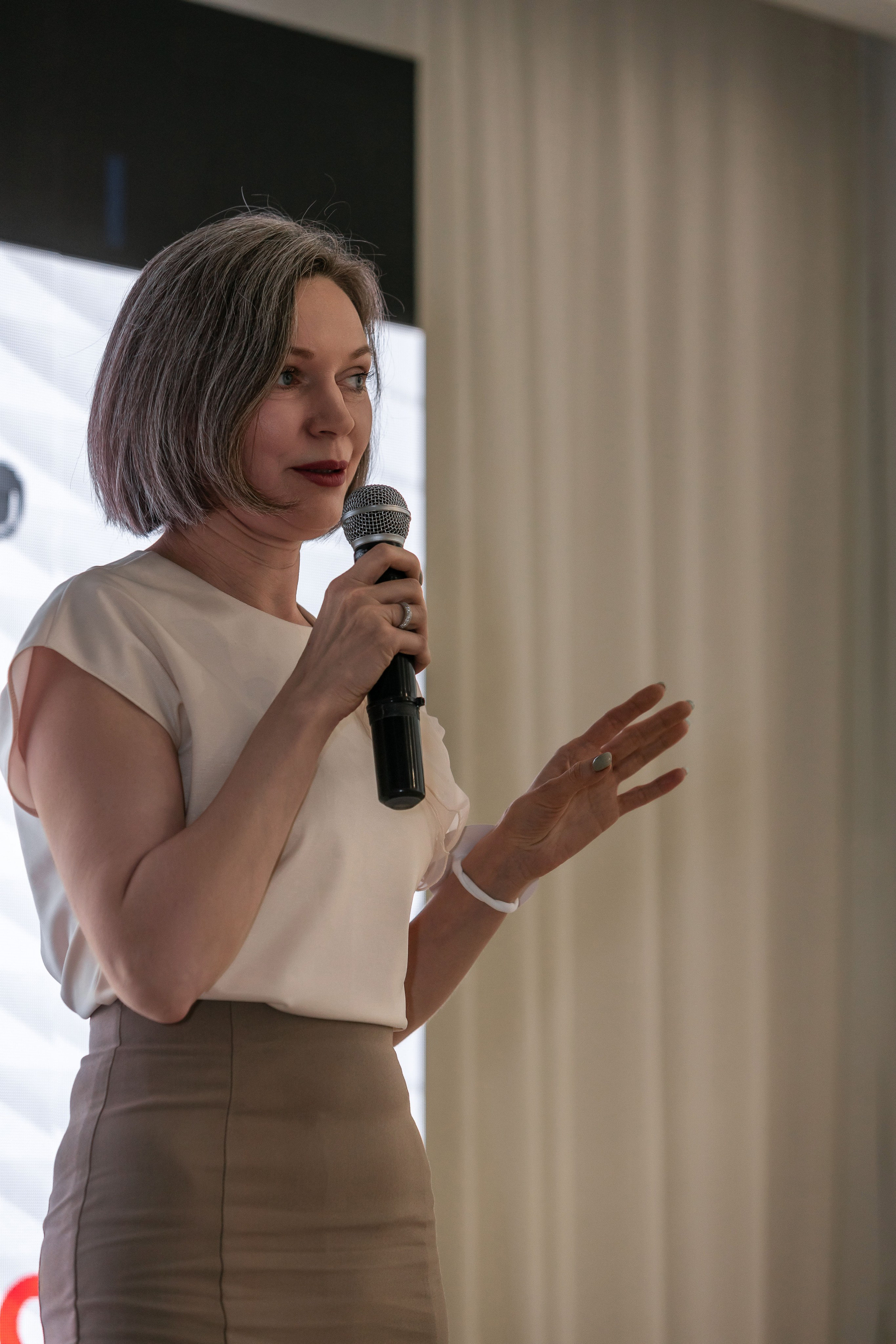 МИССИС БИЗНЕСС 2024. Репортажный фотограф в Новосибирске