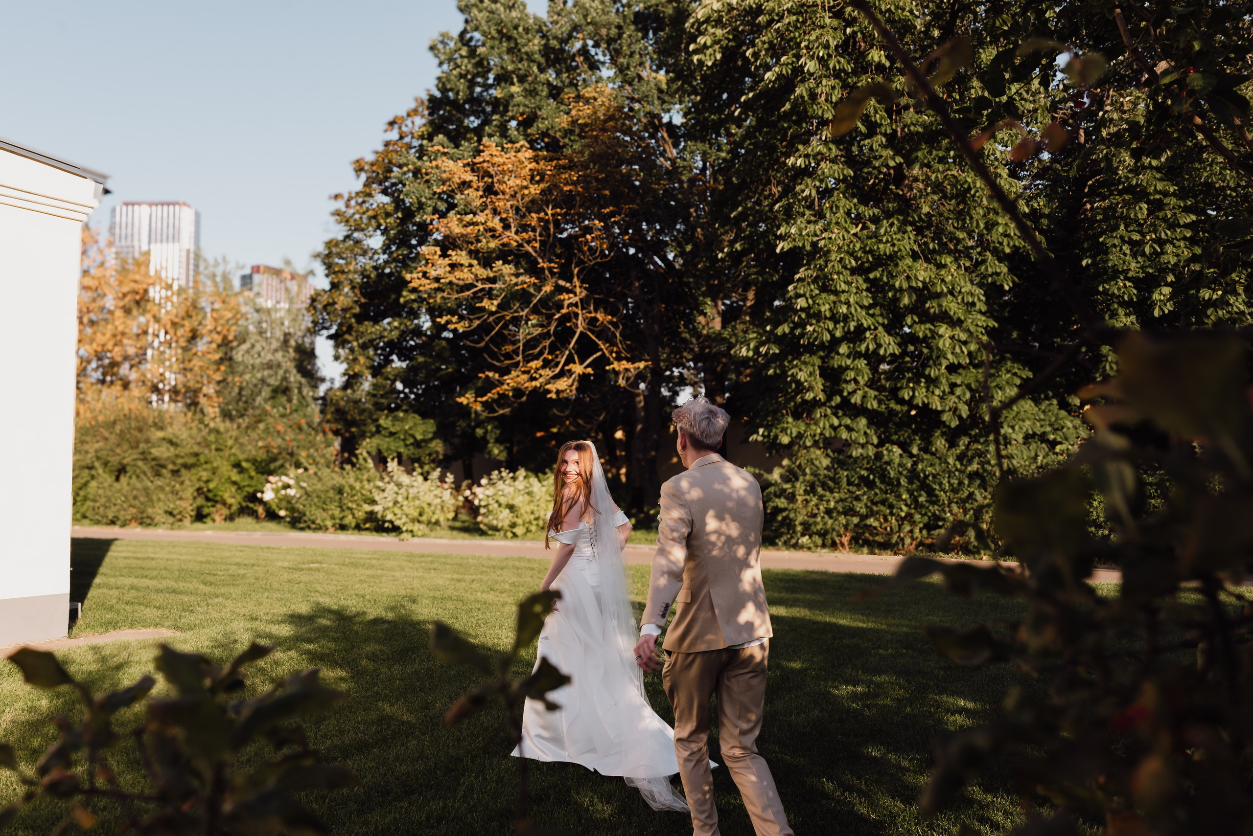 Загс + прогулка | ВДНХ 3. Свадебный и семейный фотограф в Москве Анна Сдобнова