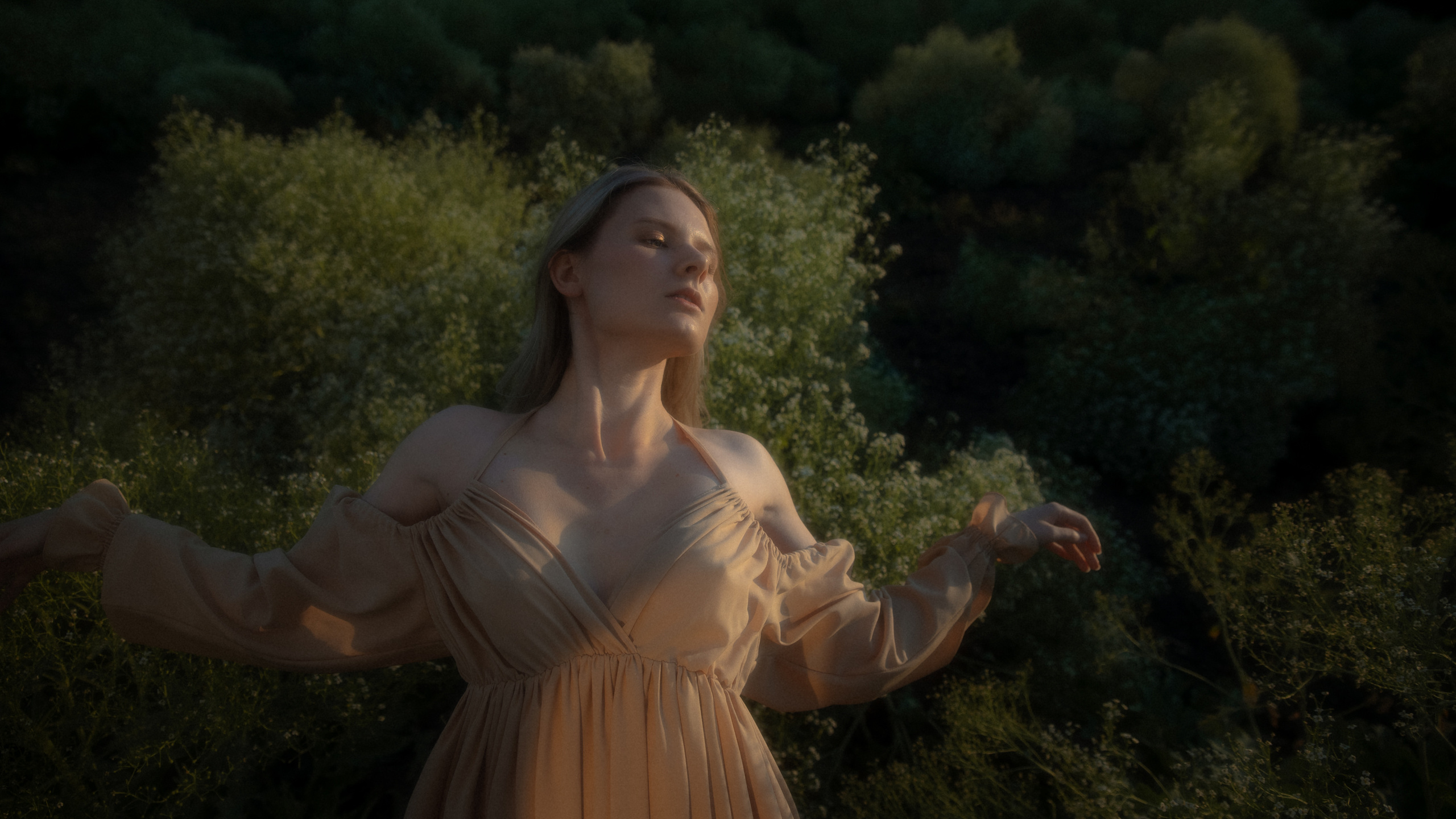 Женственная фотосессия на закате. Кира. Фотограф в Москве Екатерина Черненко