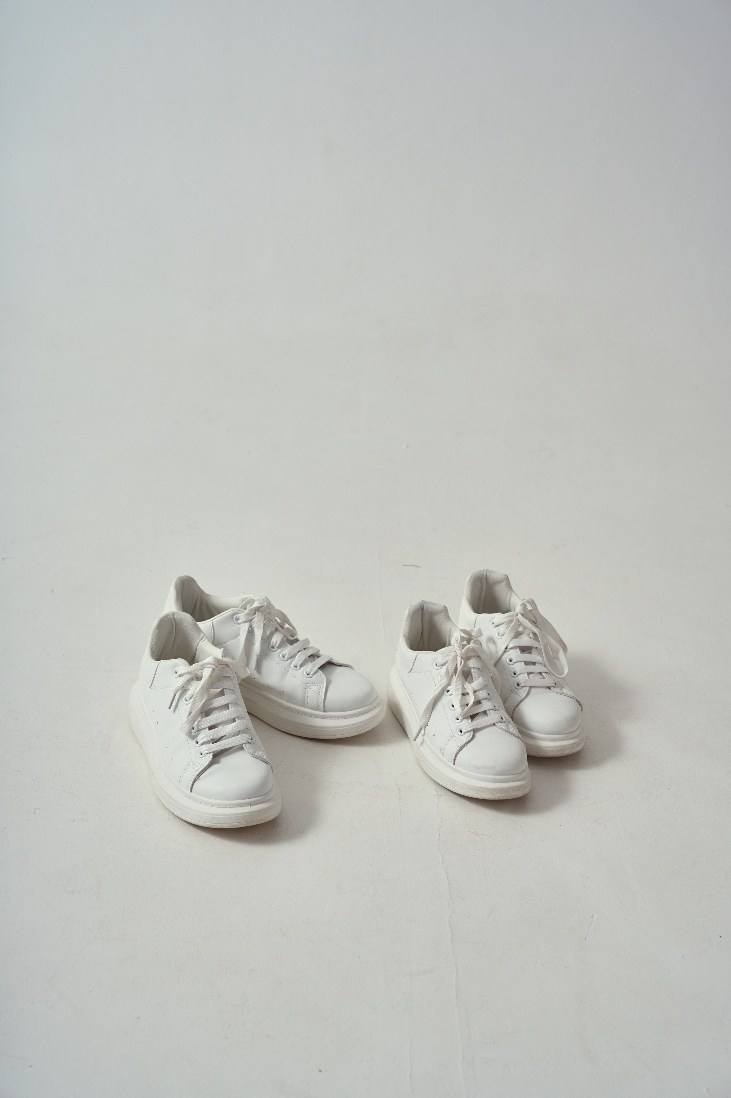 Съемочный гардероб женский. Content Studio фотостудия