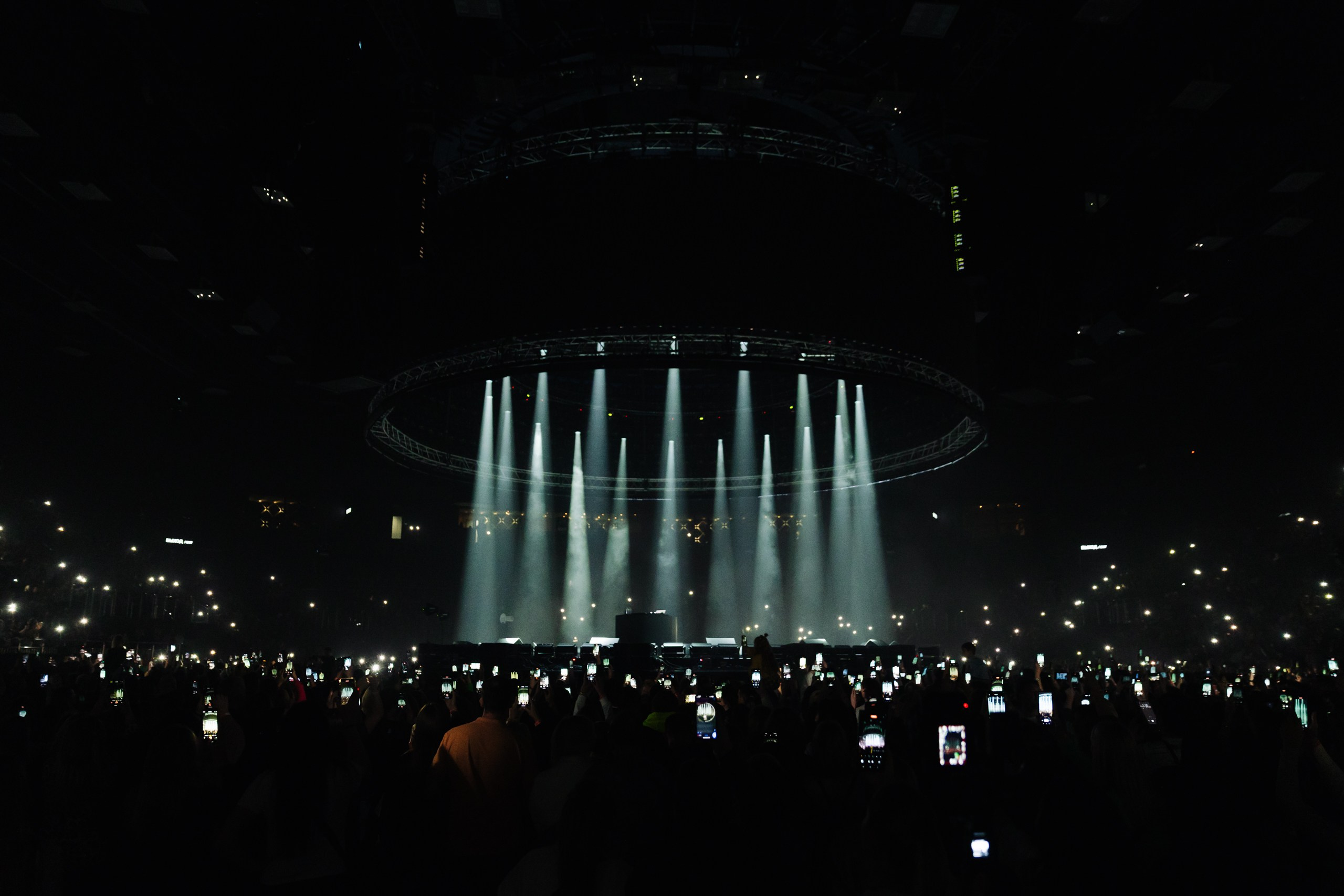 NILETTO / САНКТ — ПЕТЕРБУРГ / 2025. OOPS