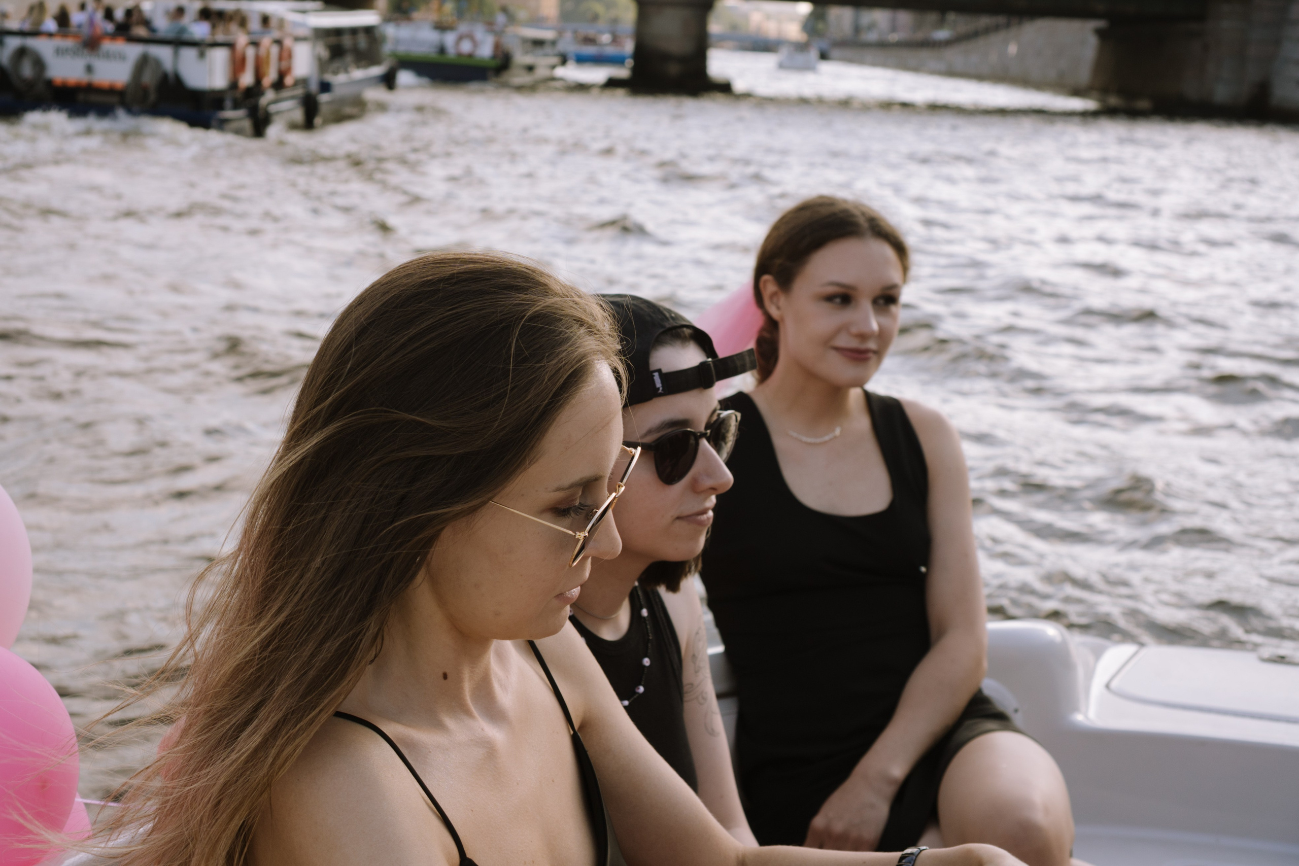 ДЕВИЧНИК НА КАТЕРЕ. Профессиональный фотограф, Санкт-Петербург — Виктория Богомолова