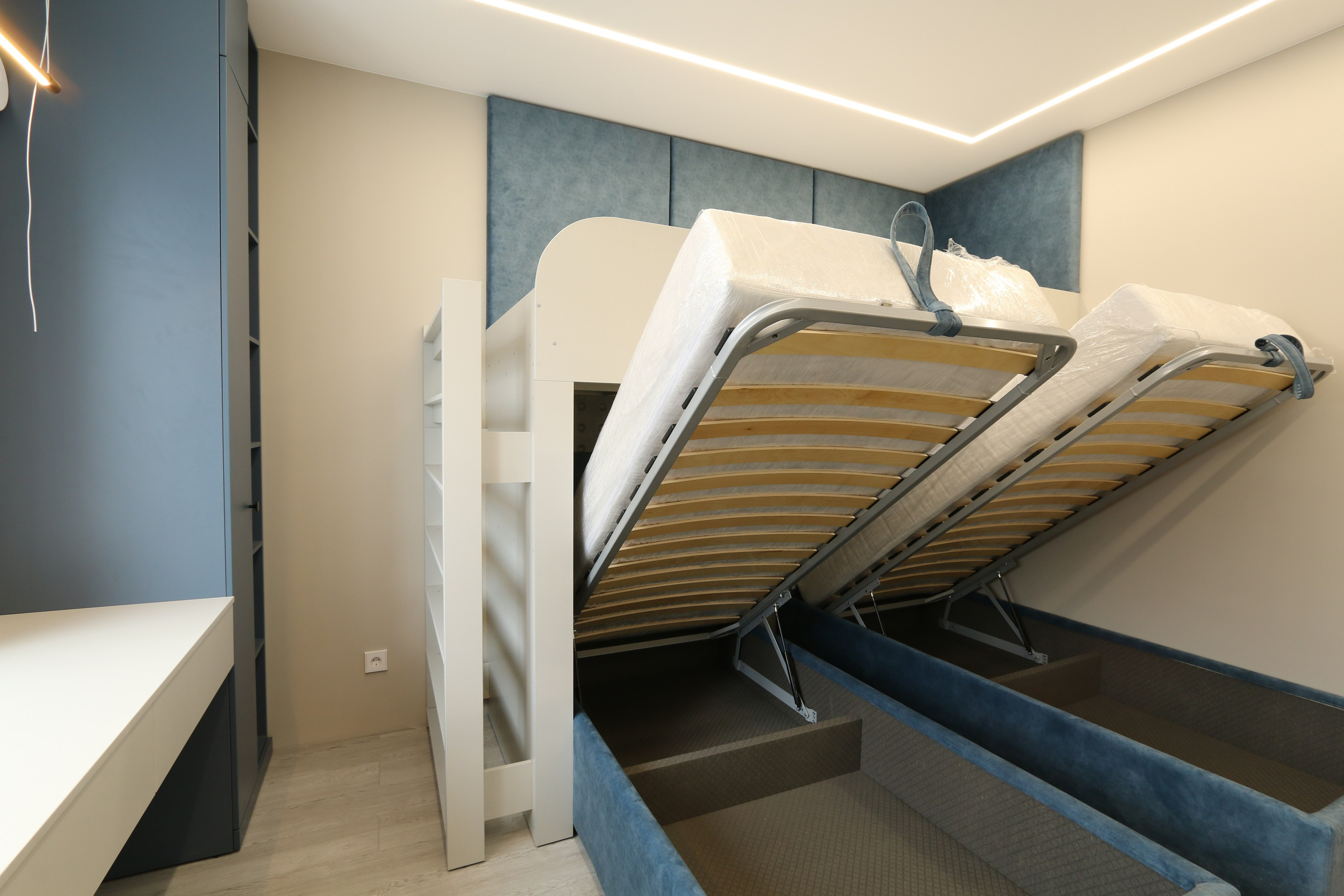 Ул. Гурьевская улица, 177/1. Мебельное ателье РАУМАН